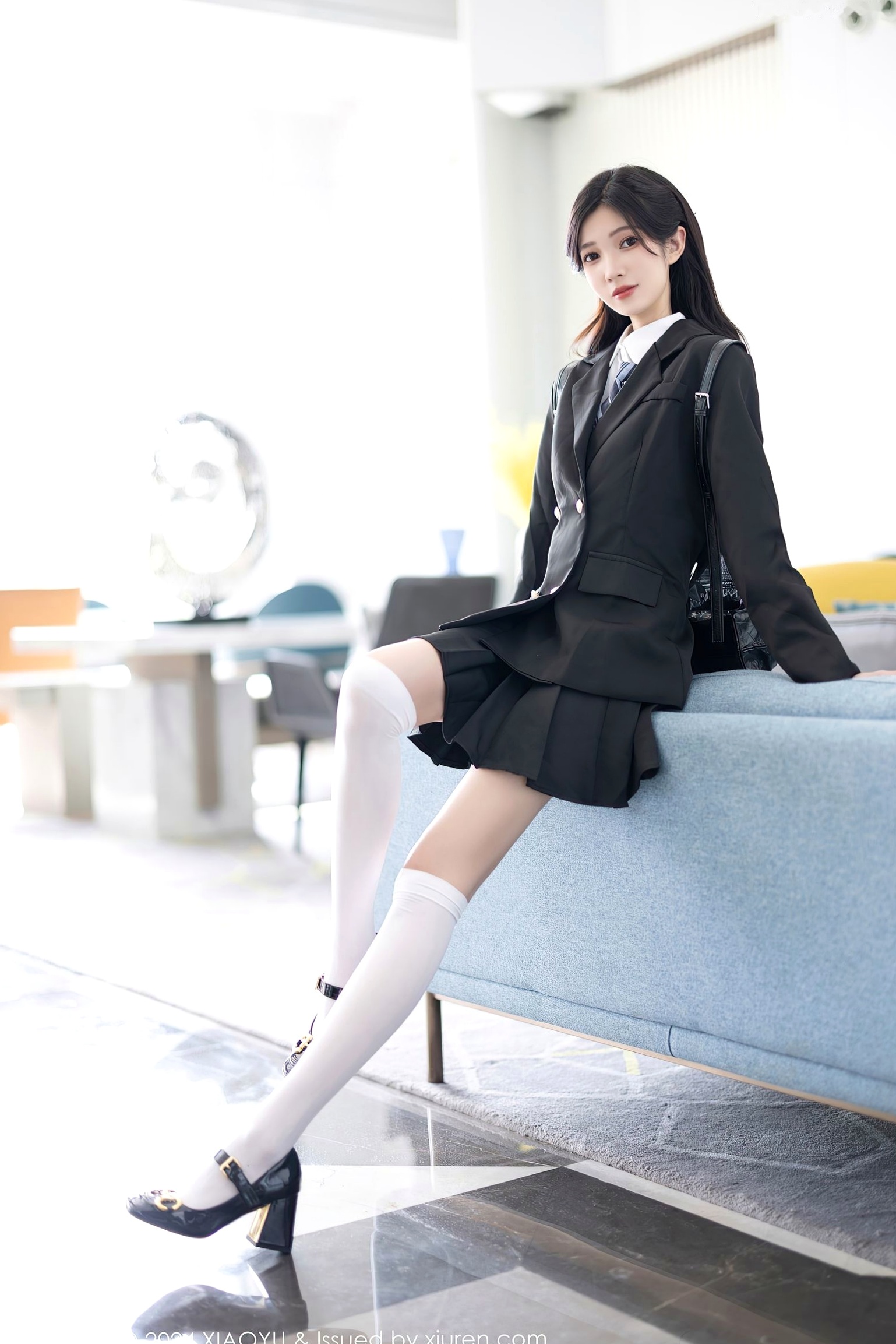 Gallery - 语画界 - Painting World -程程程：日系JK校服制服诱惑，白衬衫配黑短裙私房写真系列 - 1204期语画界 - Painting World 制服校服诱惑私房照骨感 程程程女神私房照_秀色女神 - image 1