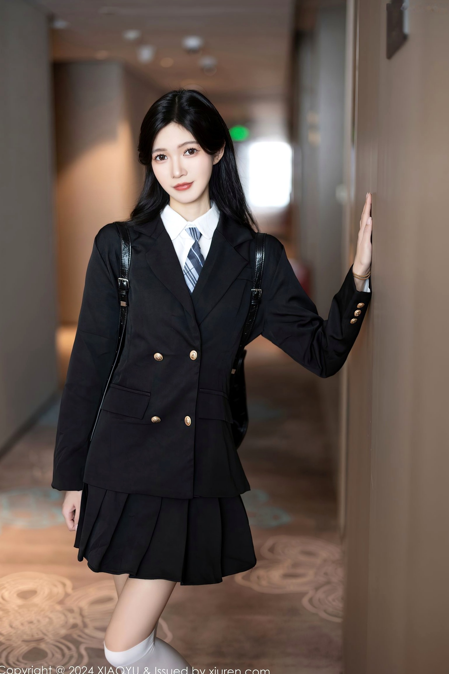 Gallery - 语画界 - Painting World -程程程：日系JK校服制服诱惑，白衬衫配黑短裙私房写真系列 - 1204期语画界 - Painting World 制服校服诱惑私房照骨感 程程程女神私房照_秀色女神 - image 4