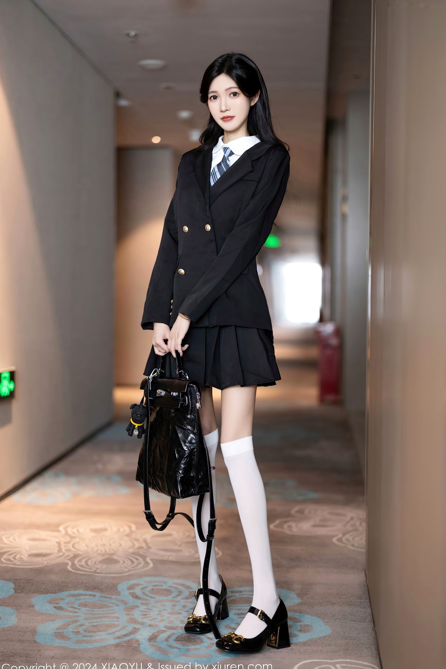Gallery - 语画界 - Painting World -程程程：日系JK校服制服诱惑，白衬衫配黑短裙私房写真系列 - 1204期语画界 - Painting World 制服校服诱惑私房照骨感 程程程女神私房照_秀色女神 - image 5