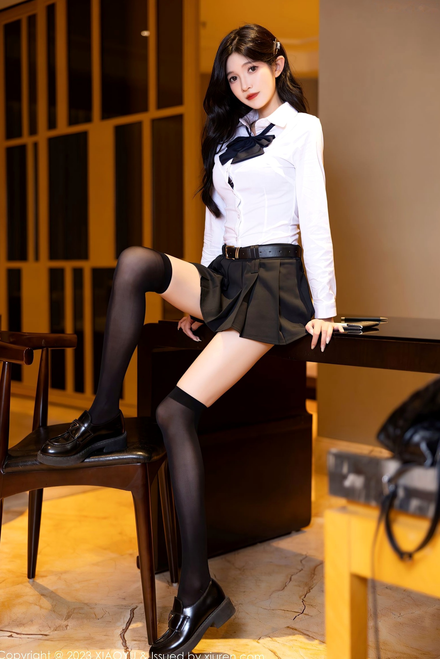 Gallery - XiaoYu语画界 - Painting World -程程程：清纯白衬衫制服诱惑，黑色蕾丝与黑丝美腿，演绎冷艳迷人私房写真语画界 - Painting World 性感制服诱惑黑丝私房照 程程程女神私房照_秀色女神 - image 19