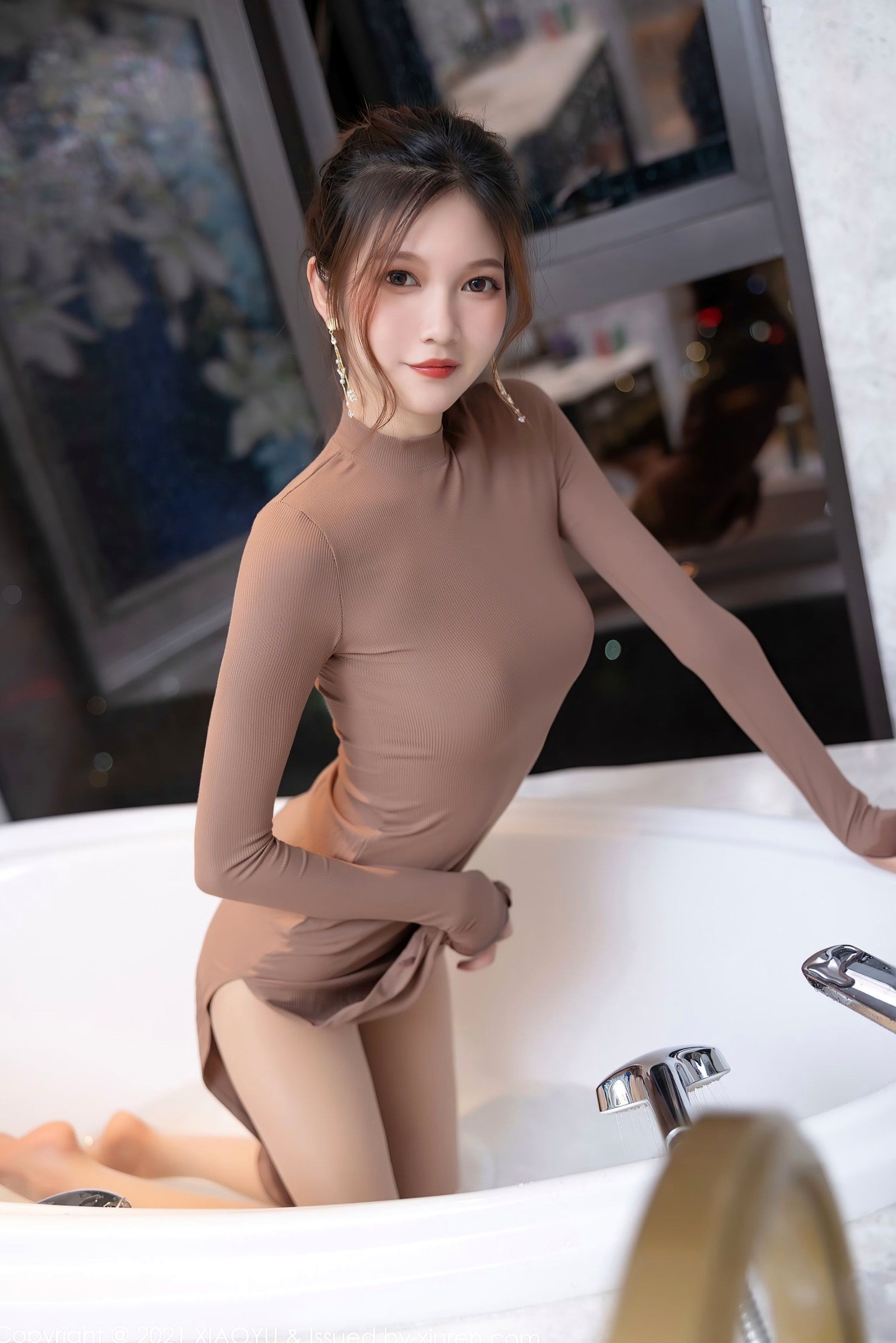 Gallery - XiaoYu语画界 - Painting World -636-程程程-棕色长裙浴室私房照-湿身诱惑超薄肉丝大尺度写真语画界 - Painting World 浴室私房照性感诱惑湿身 程程程女神私房照_秀色女神 - image 50