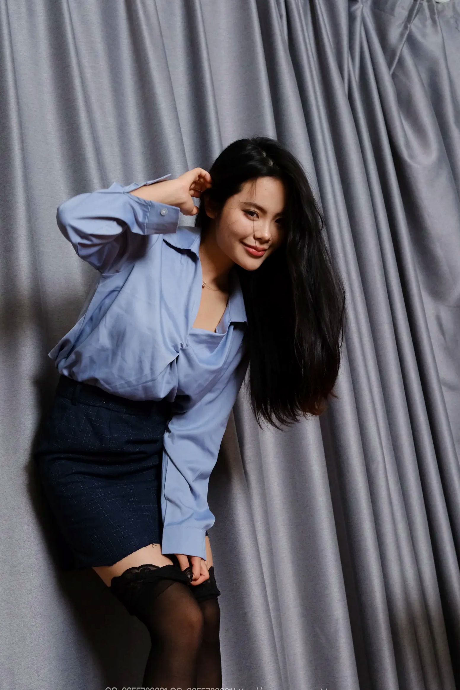 Gallery - IESS异思趣向 - Chiness Model  兔兔《蓝衣半筒袜》私房职场风 黑色丝袜长腿诱惑 气质御姐写真丝袜美腿性感私房照诱惑 兔兔女神私房照_秀色女神 - image 80