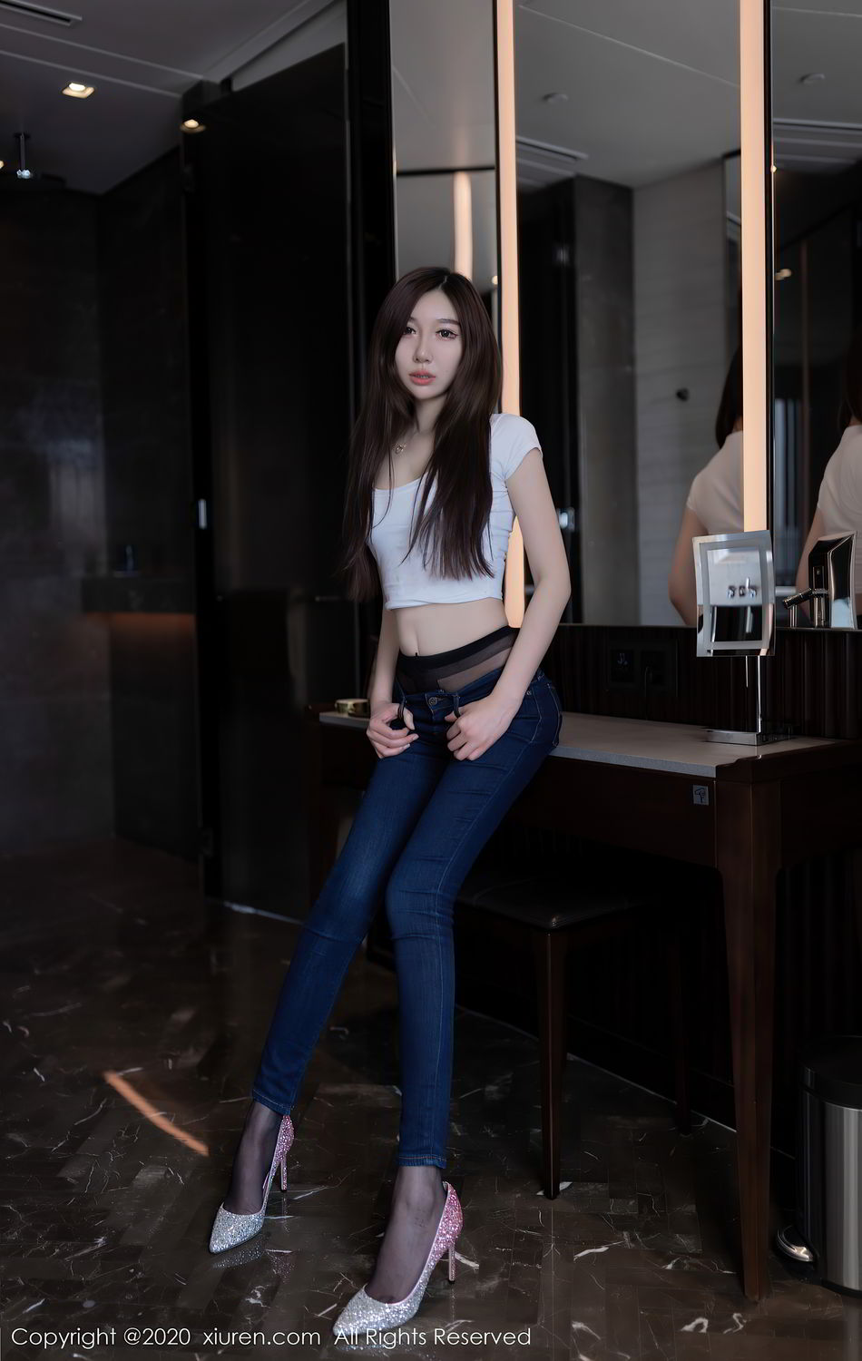 [XiuRen]高清写真图 2020.08.05 No.2406 Victoria志玲