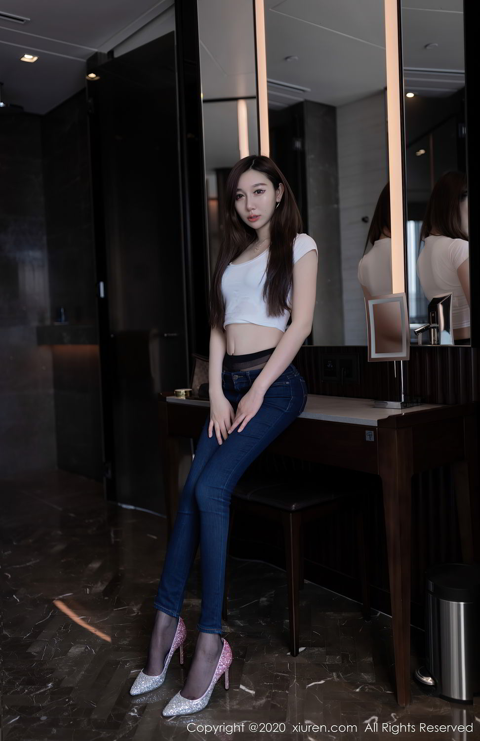 [XiuRen]高清写真图 2020.08.05 No.2406 Victoria志玲