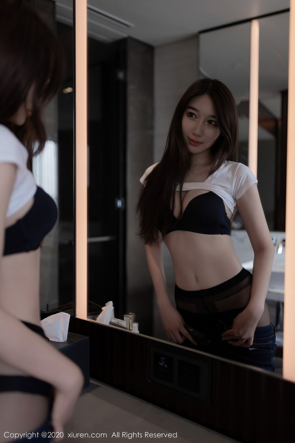 [XiuRen]高清写真图 2020.08.05 No.2406 Victoria志玲