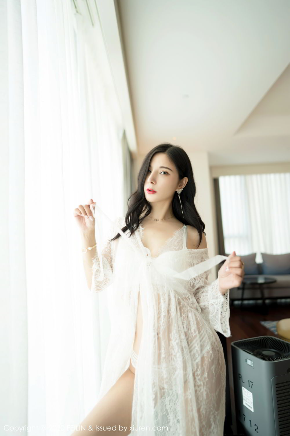 [FEILIN]高清写真图 2020.10.22 VOL.348 小蛮妖Yummy