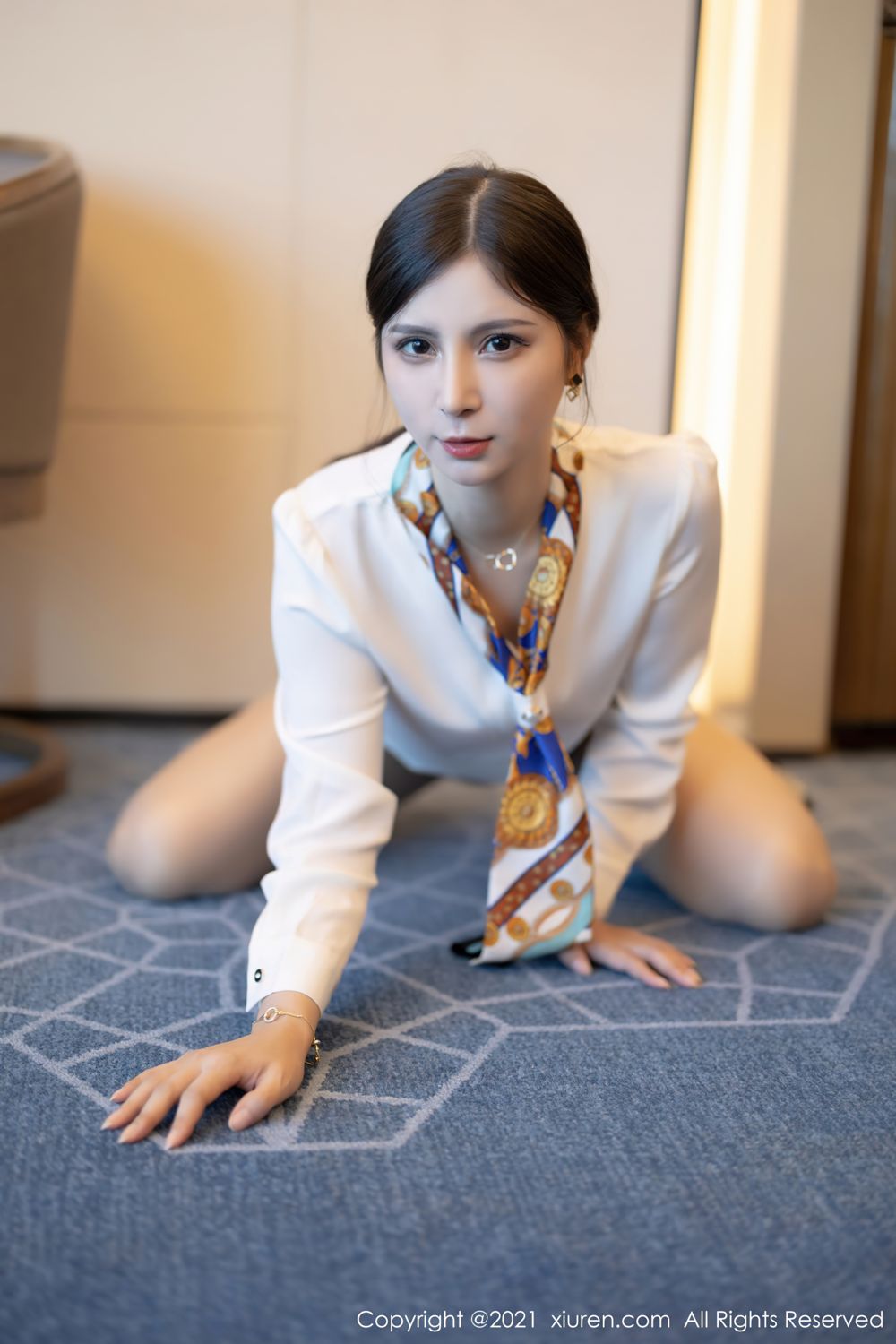 小蛮妖深圳旅拍 优雅华丽的制服