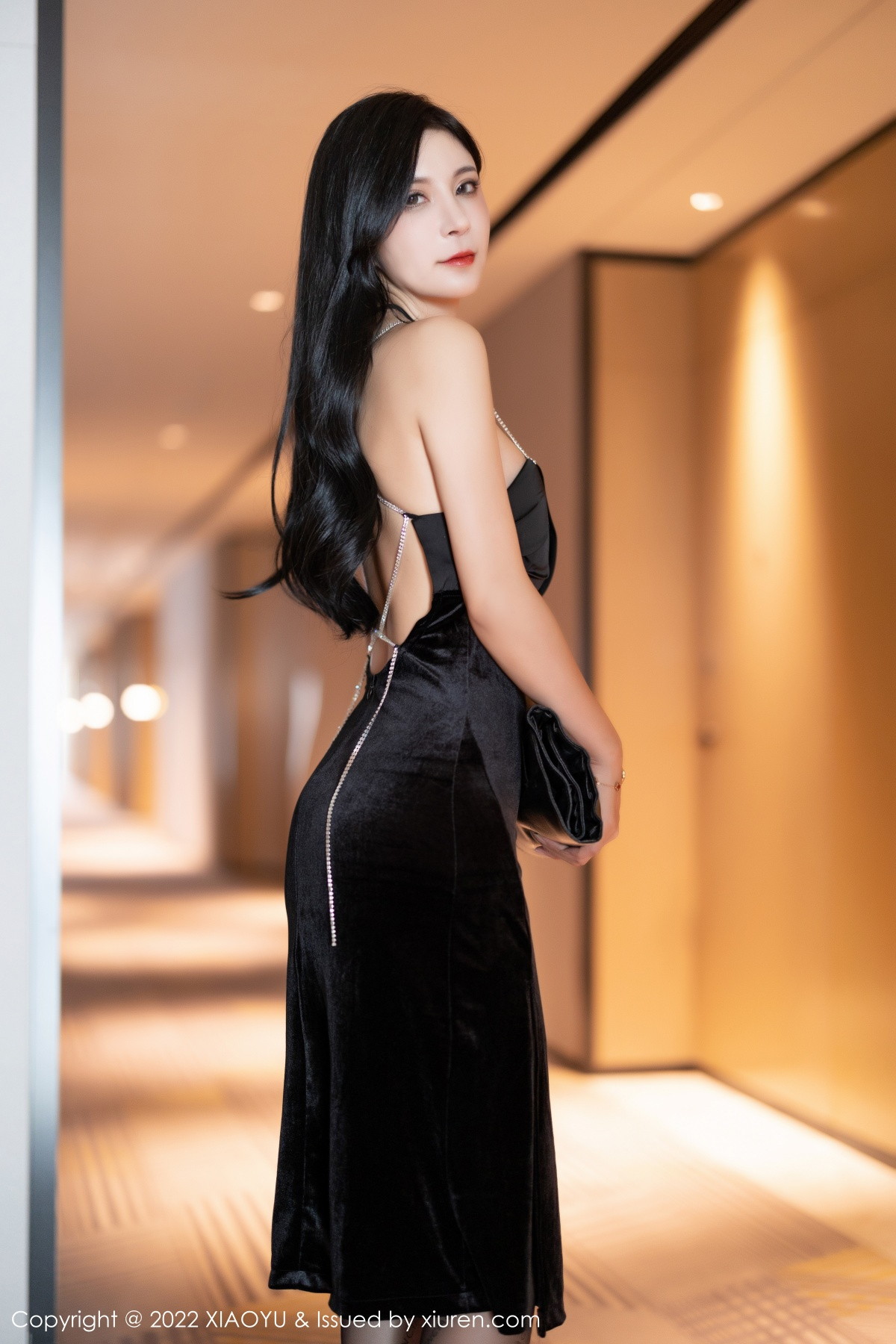 [XIAOYU]高清写真图 2022.11.21 VOL.908 小蛮妖Yummy 礼裙美腿