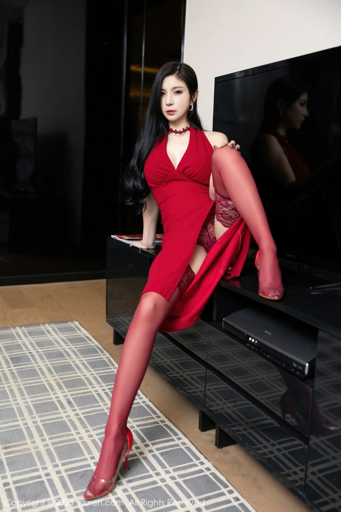 [XiuRen]高清写真图 2023.01.16 No.6140 小蛮妖Yummy 丝袜美腿