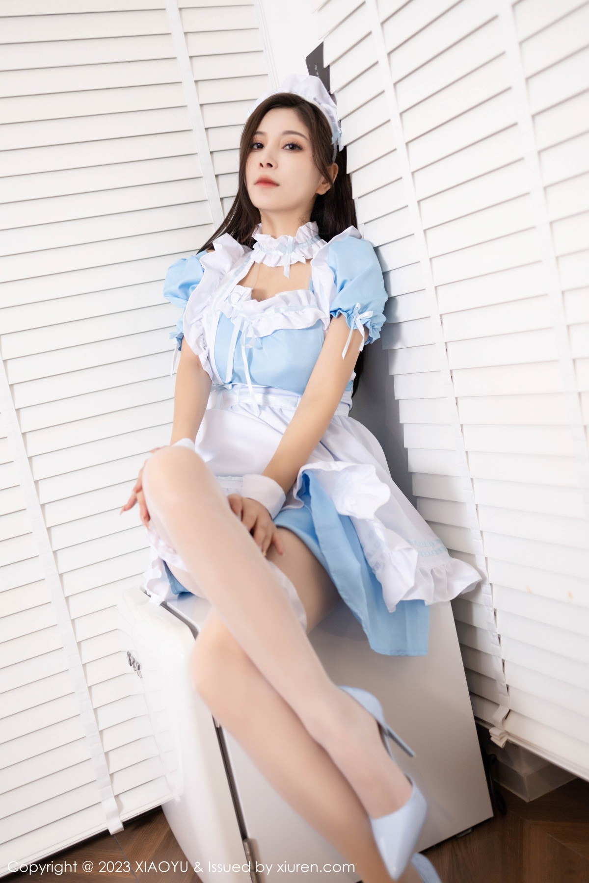 [XIAOYU]高清写真图 2023.08.25 VOL.1100 小蛮妖Yummy 制服美腿