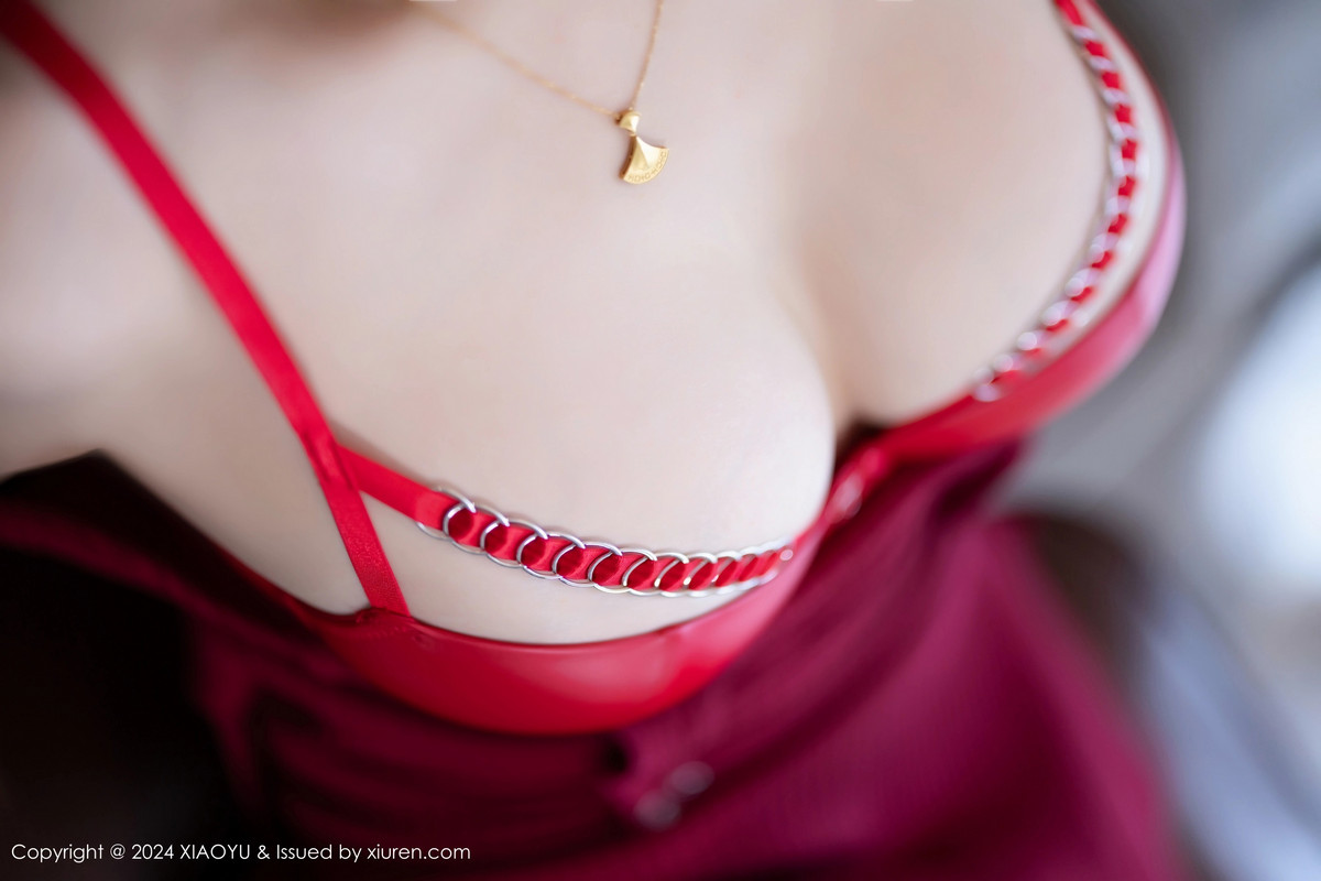 [XIAOYU]高清写真图 2024.02.04 VOL.1198 小蛮妖Yummy 黑丝美腿