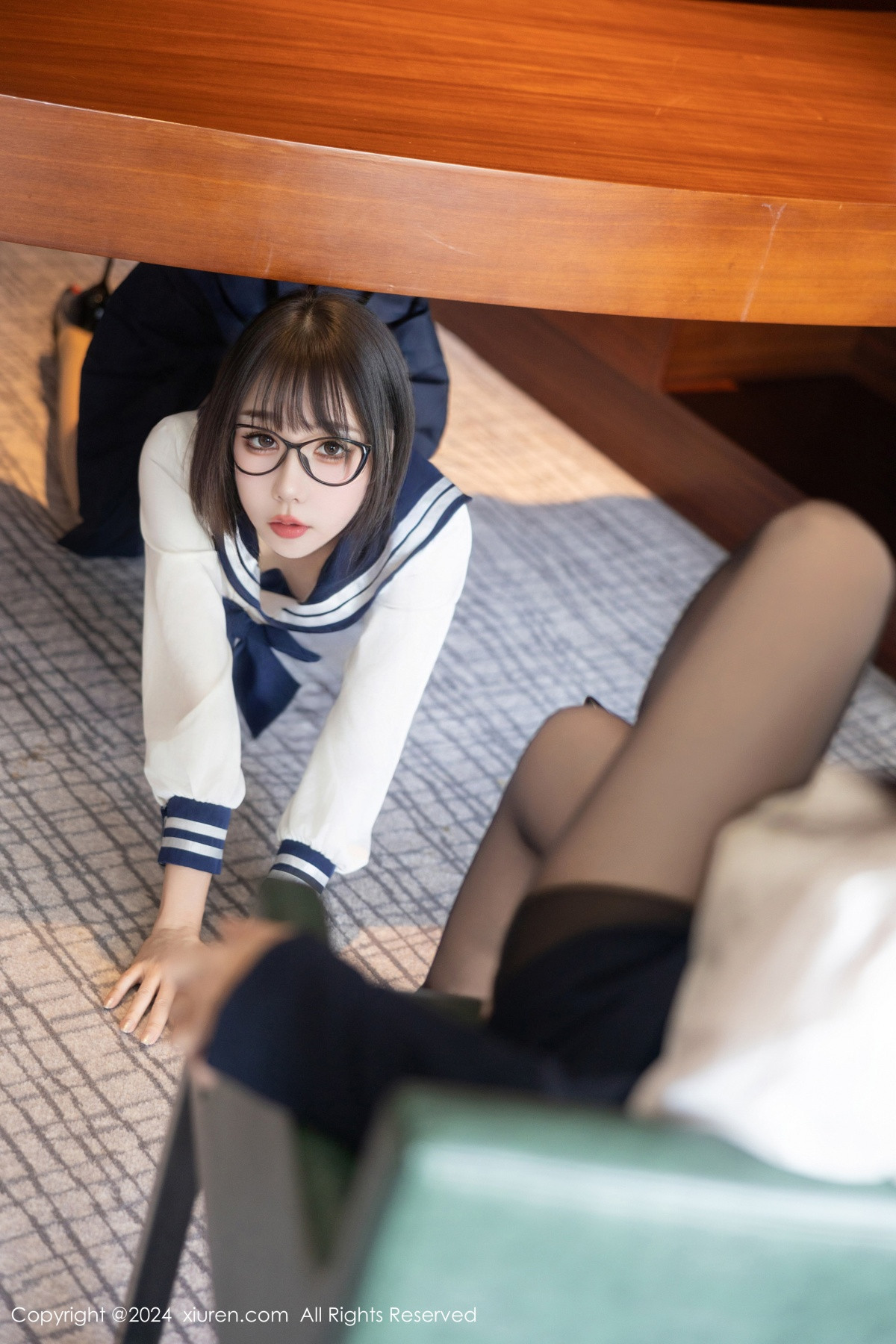 [XiuRen]高清写真图 2024.08.26 No.9065 小蛮妖Yummy 黑丝美腿