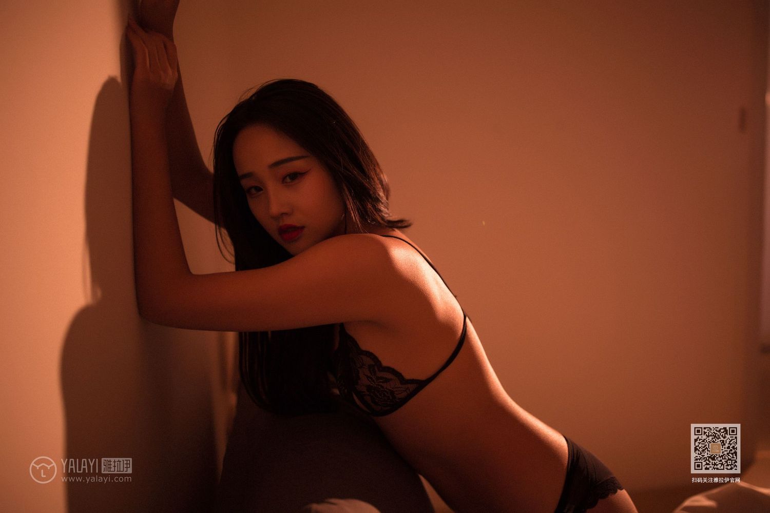 [YALAYI雅拉伊]高清写真图 2020.01.16 Vol.522 黑色尤物 优优