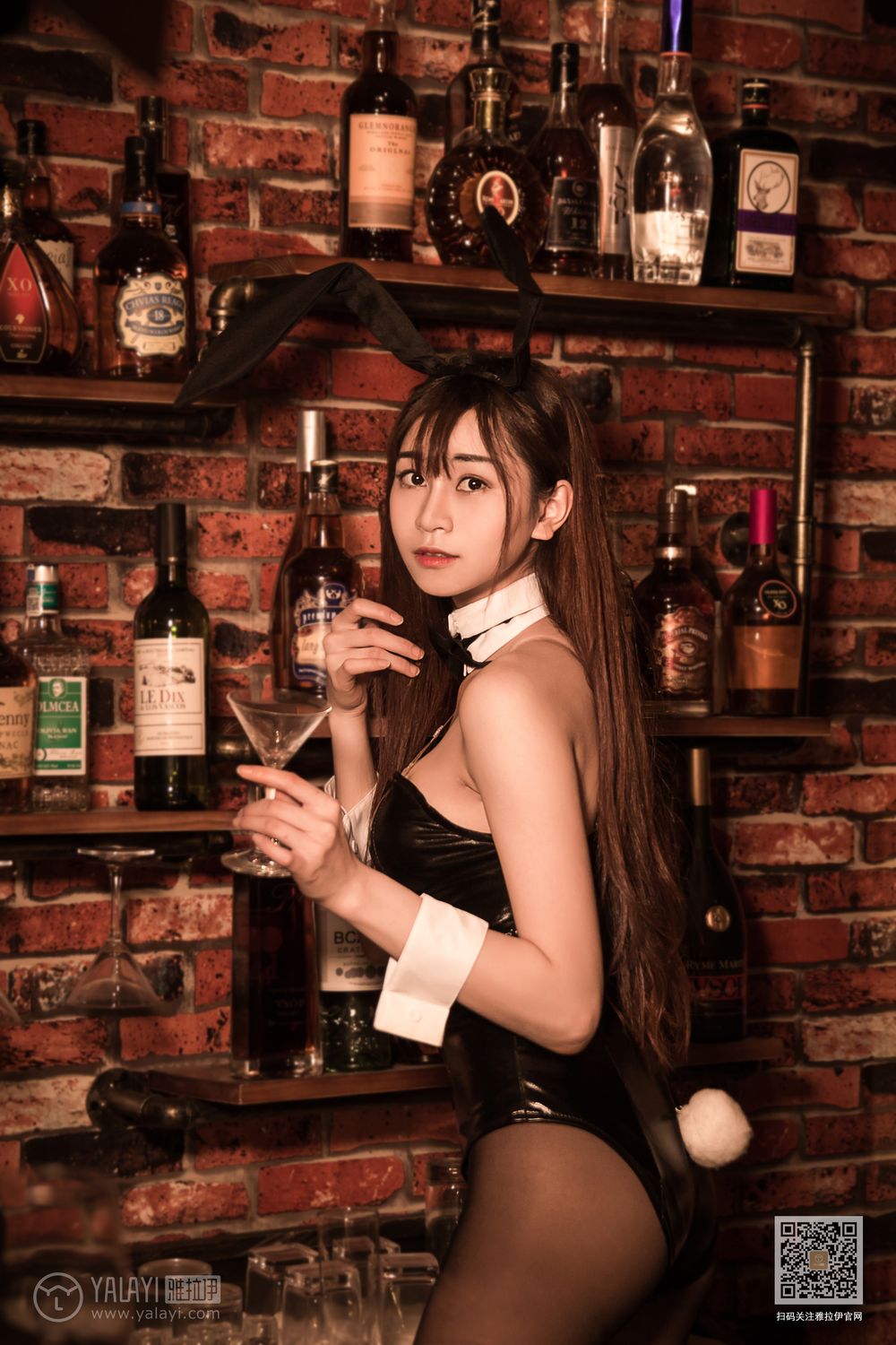 [YALAYI雅拉伊]高清写真图 2020.02.03 Vol.533 酒吧兔女郎 陈若冰