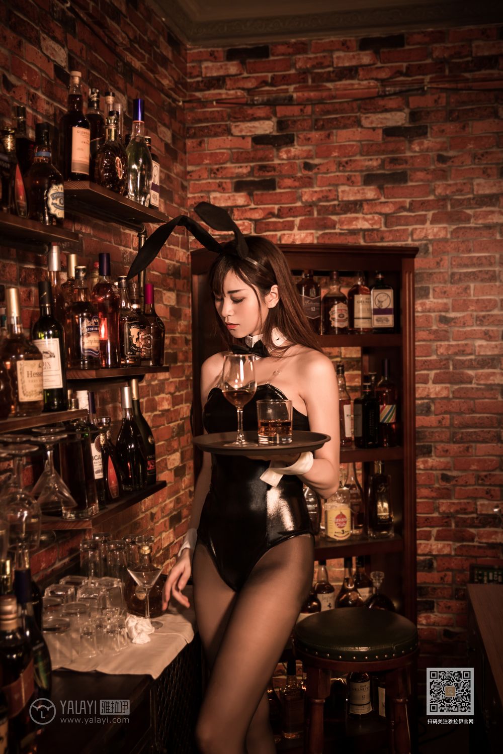 [YALAYI雅拉伊]高清写真图 2020.02.03 Vol.533 酒吧兔女郎 陈若冰