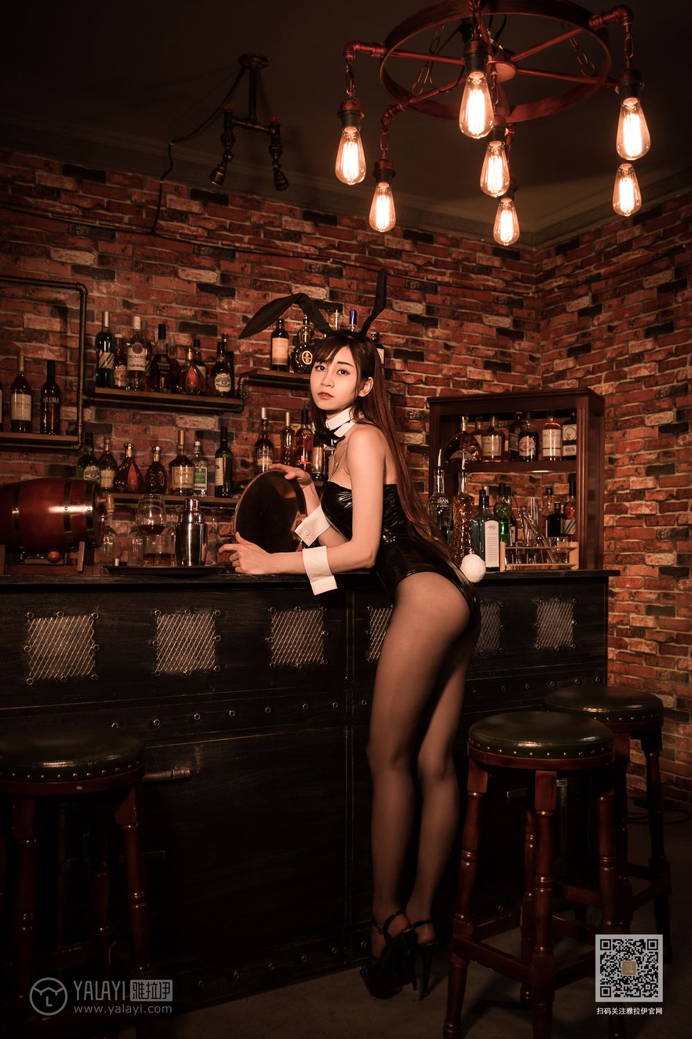 [YALAYI雅拉伊]高清写真图 2020.02.03 Vol.533 酒吧兔女郎 陈若冰