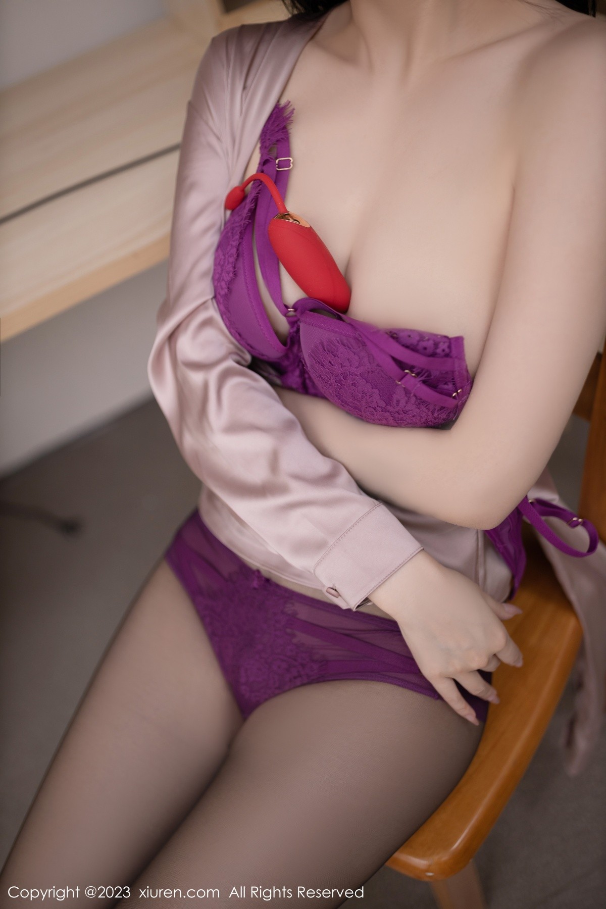 [XiuRen]高清写真图 2023.05.16 No.6746 安然anran 短裙美腿