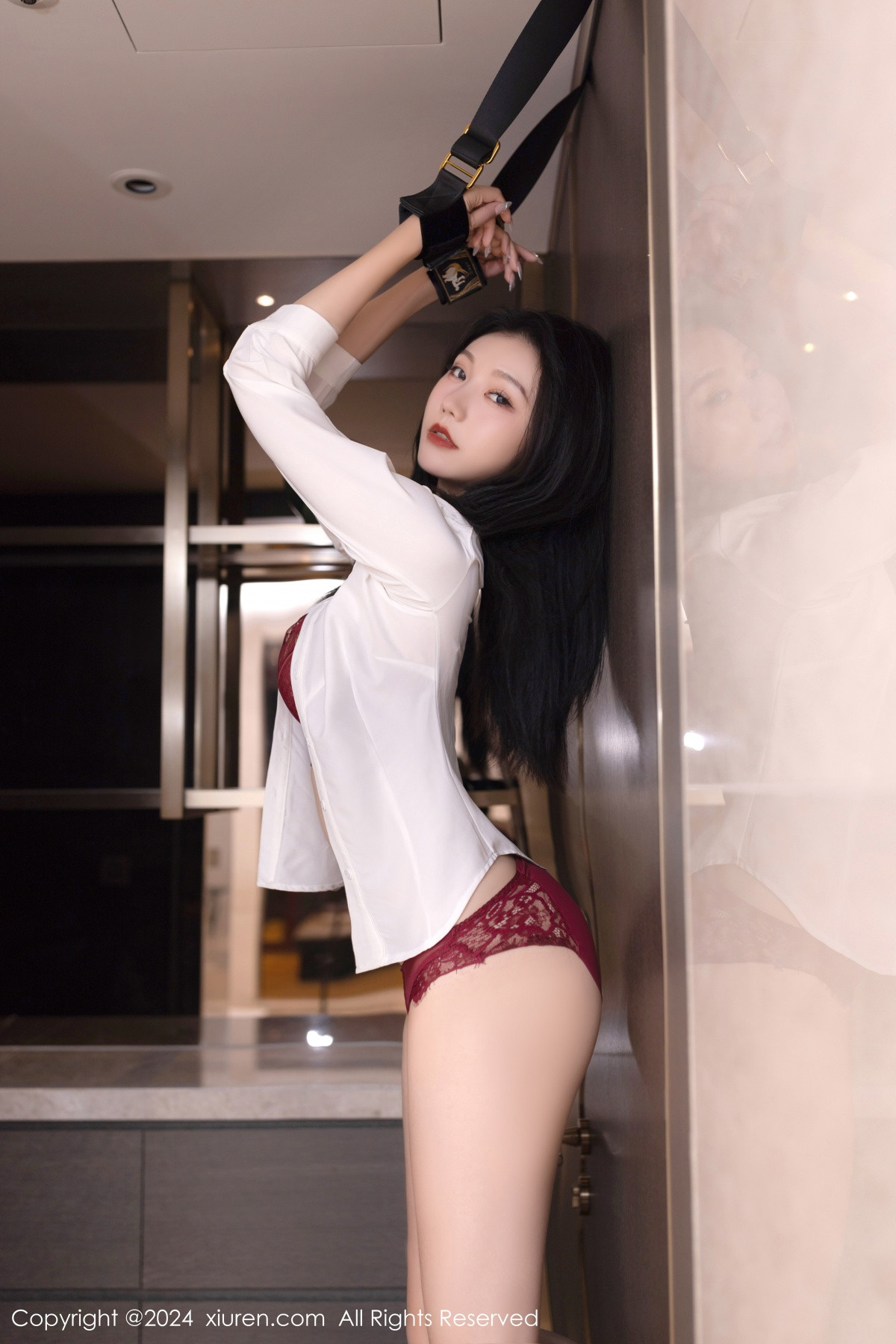 [XiuRen]高清写真图 2024.01.16 No.7968 安然anran 短裙黑丝