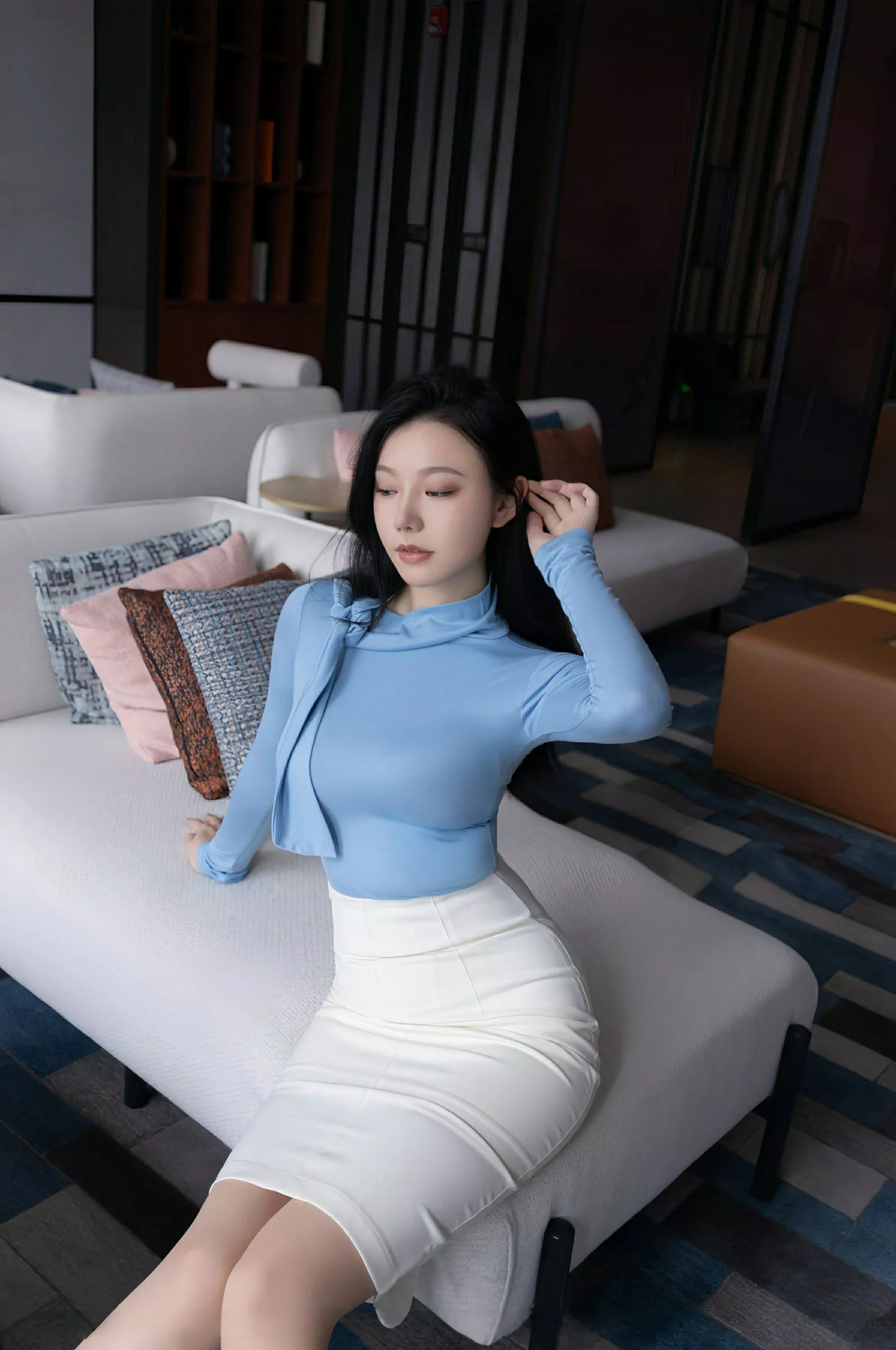 [XiuRen]高清写真图 2025.06.17 No.10424 安然anran 性感蓝色