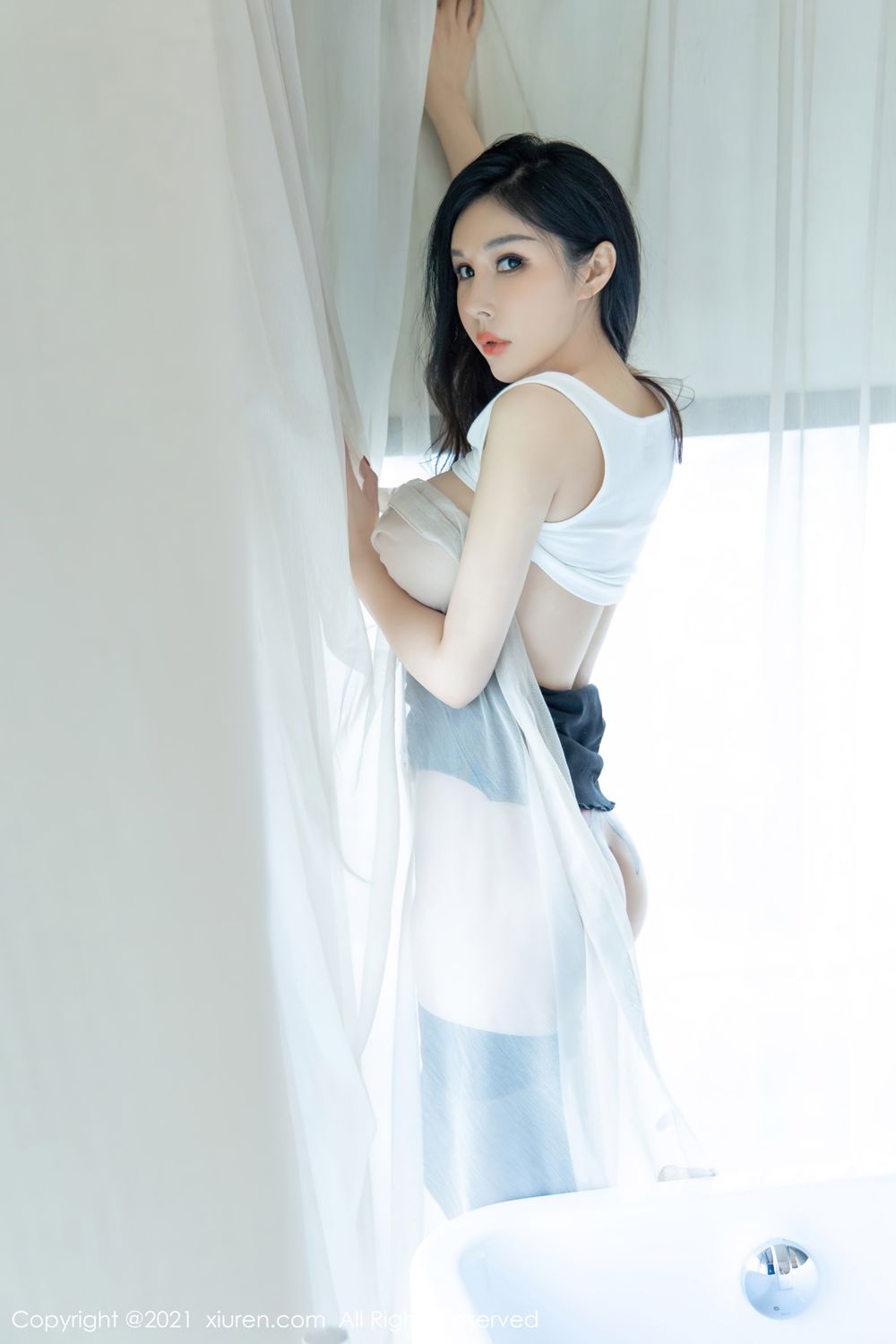 [XiuRen]高清写真图 2021.09.26 No.3993 田冰冰