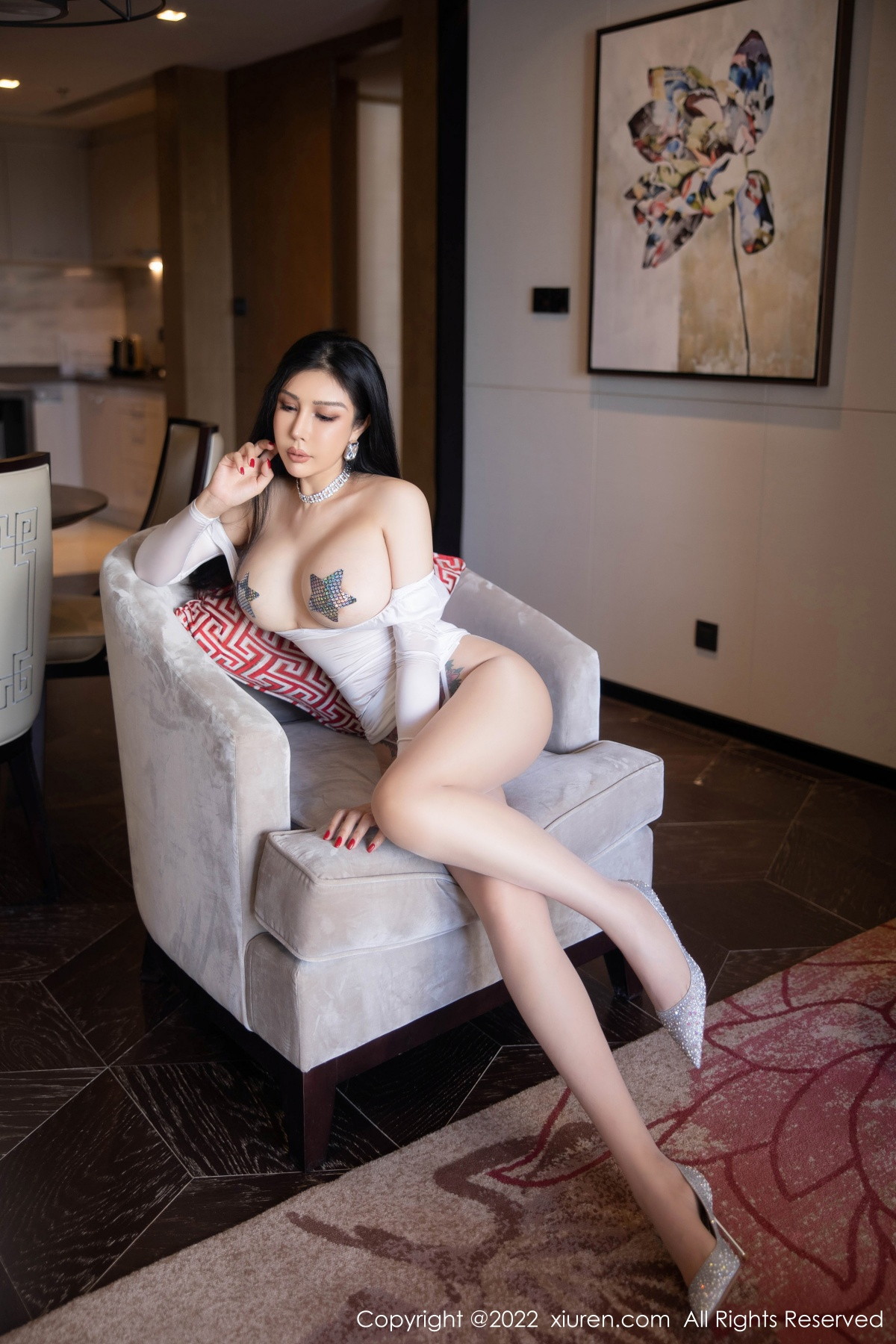 [XiuRen]高清写真图 2022.10.19 No.5726 田冰冰 丰腴美臀