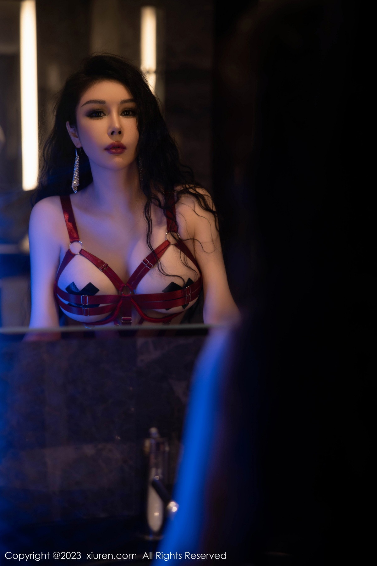[XiuRen]高清写真图 2023.01.28 No.6176 田冰冰 黑丝美臀