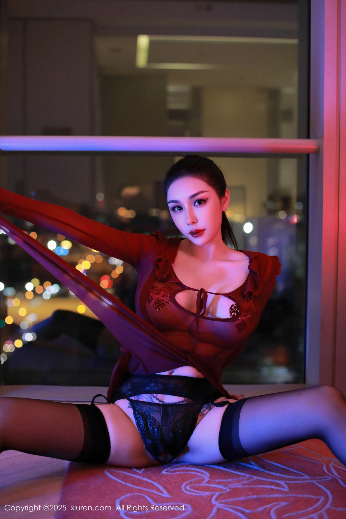 [XiuRen]高清写真图 2025.03.06 No.9973 田冰冰 黑丝美腿