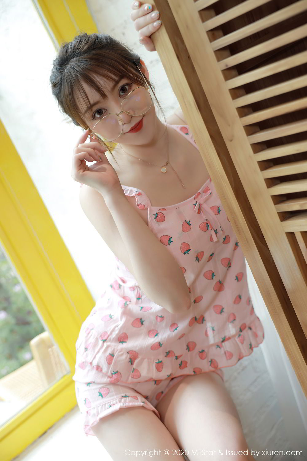 [MFStar]高清写真图 2020.07.17 VOL.349 yoo优优