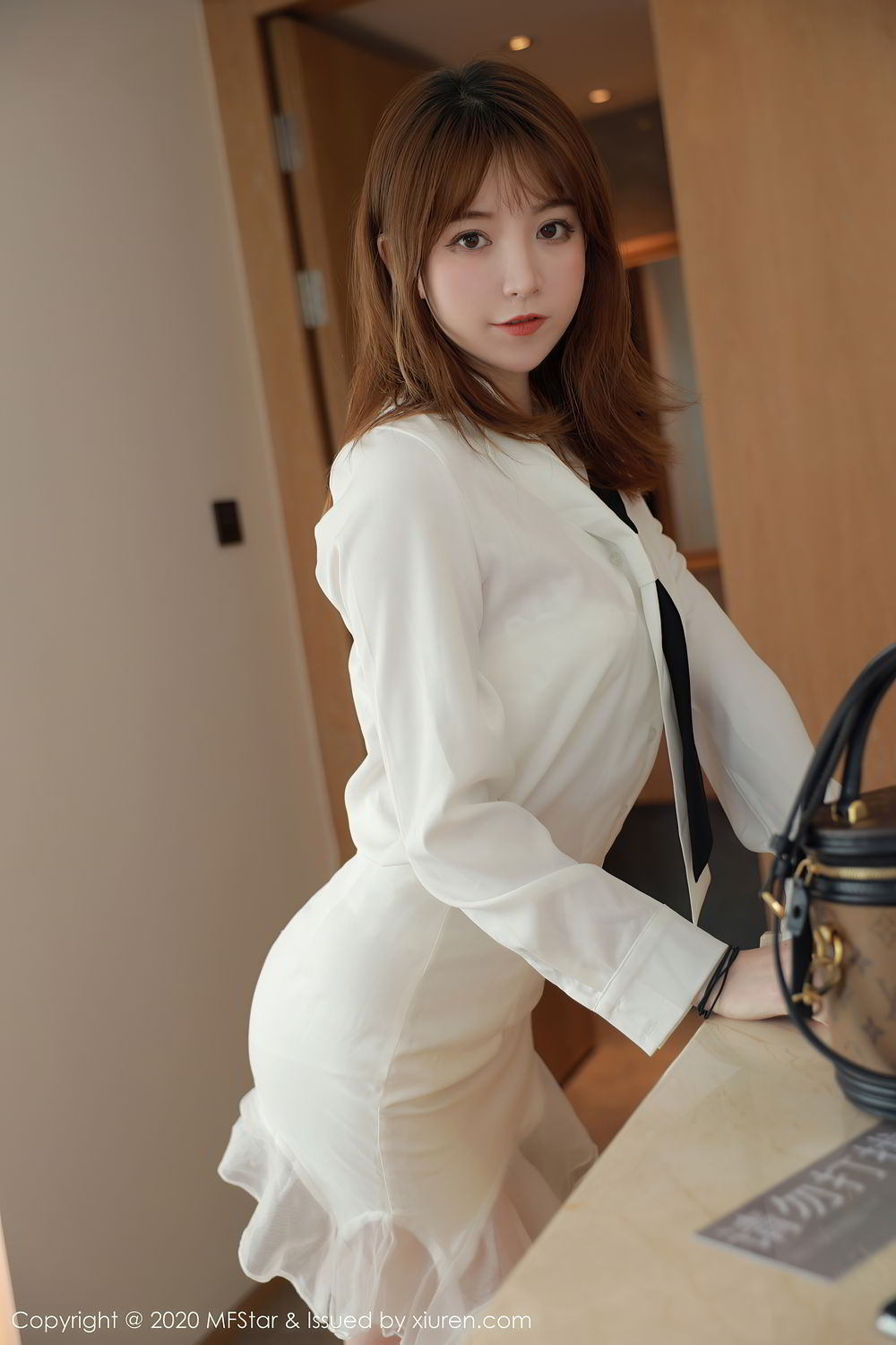[MFStar]高清写真图 2020.10.12 VOL.400 yoo优优