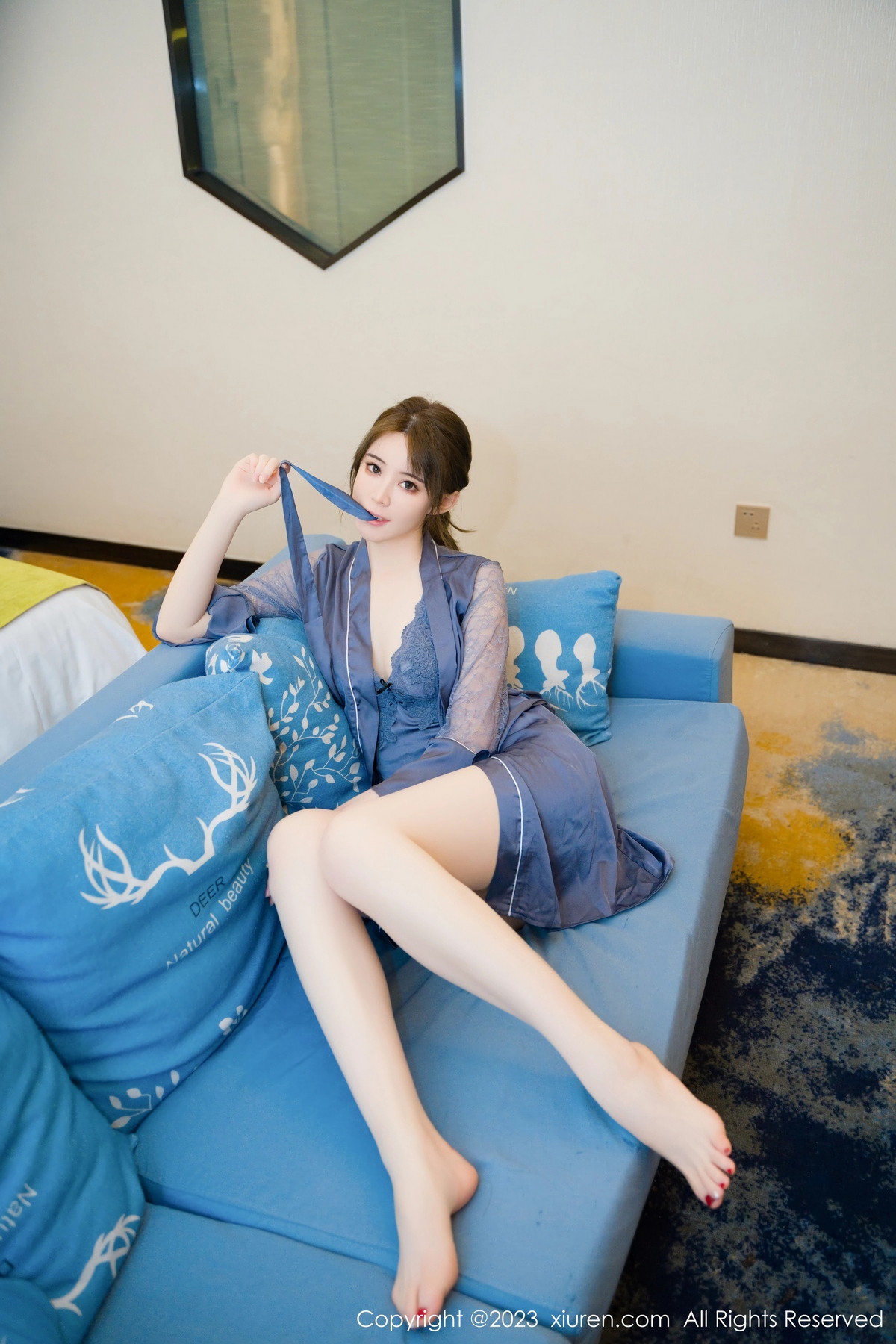 [XiuRen]高清写真图 2023.07.25 No.7130 yoo优优 情趣睡裙