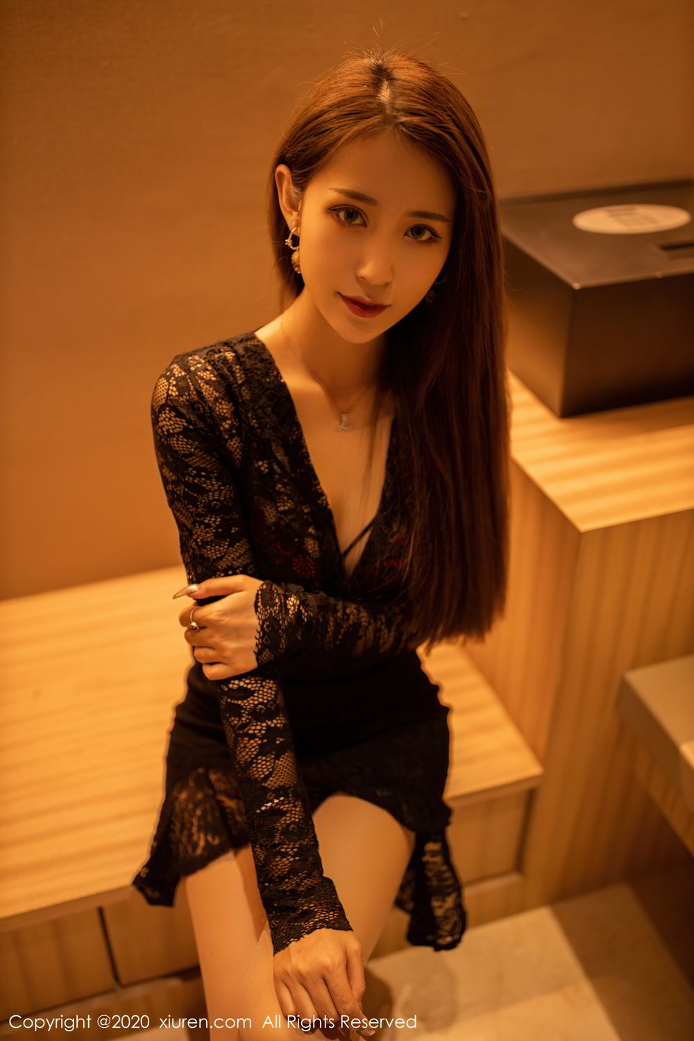 [XiuRen]高清写真图 2020.09.18 No.2576 周慕汐fairy