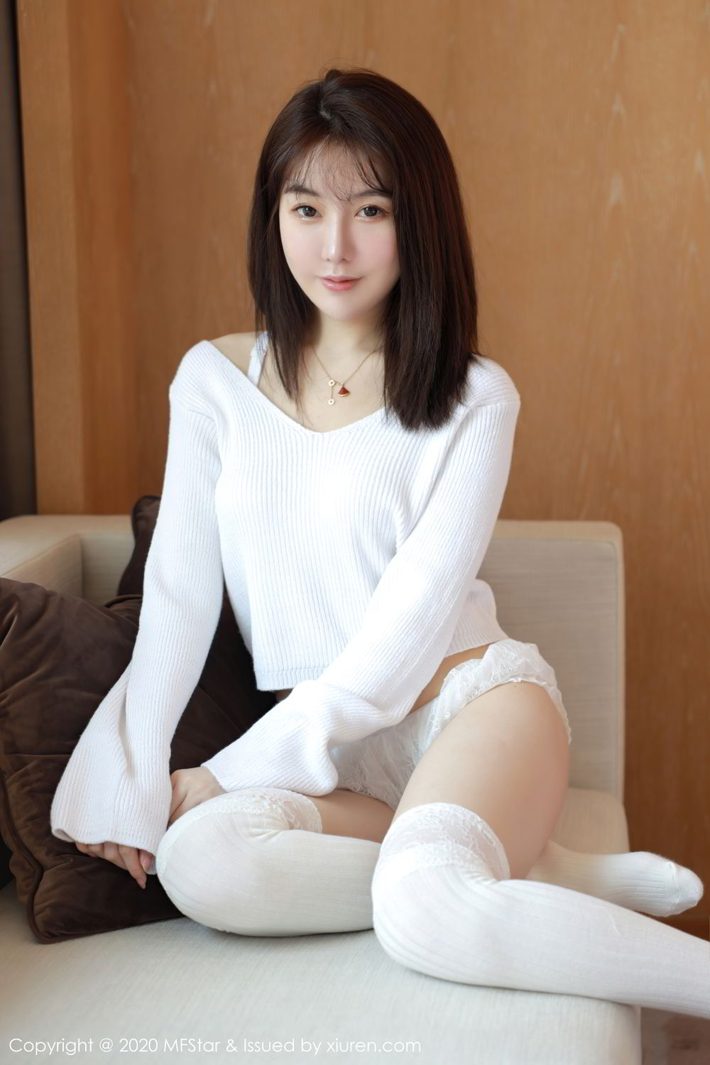 [MFStar]高清写真图 2020.09.25 VOL.393 薛琪琪sandy