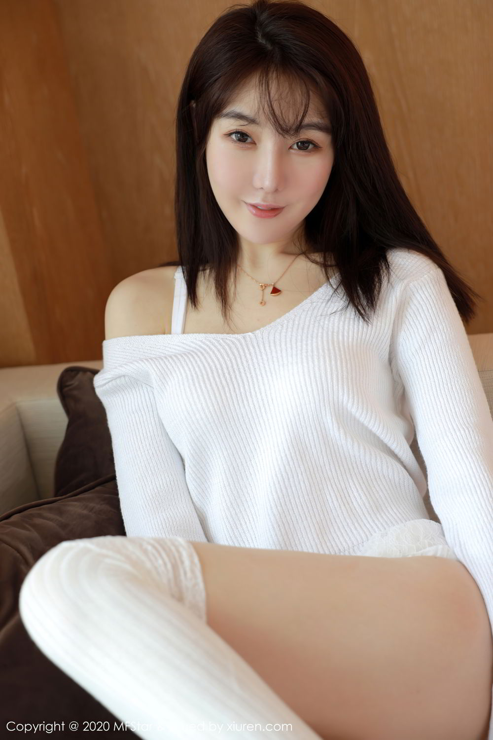 [MFStar]高清写真图 2020.09.25 VOL.393 薛琪琪sandy