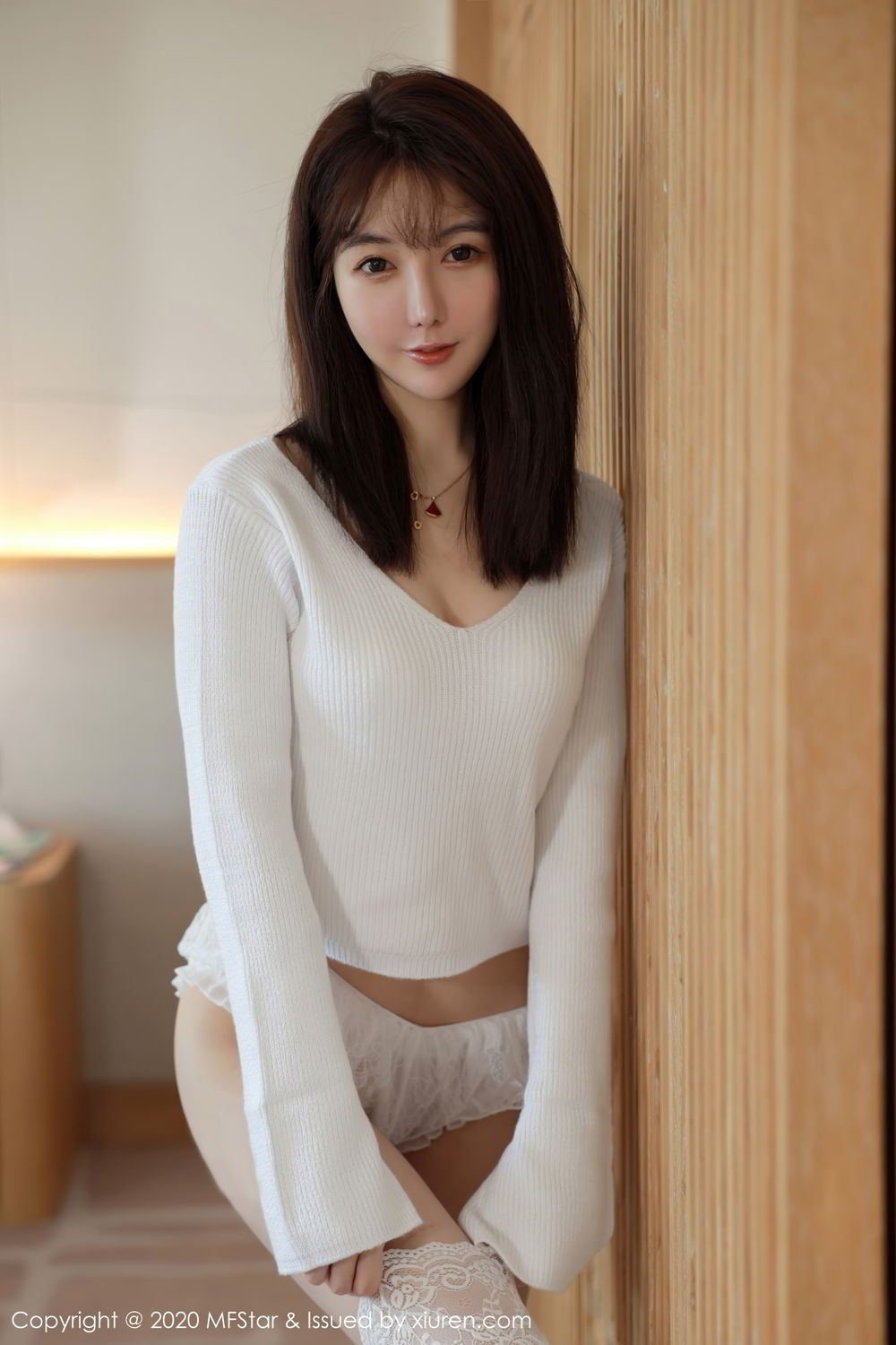 [MFStar]高清写真图 2020.09.25 VOL.393 薛琪琪sandy