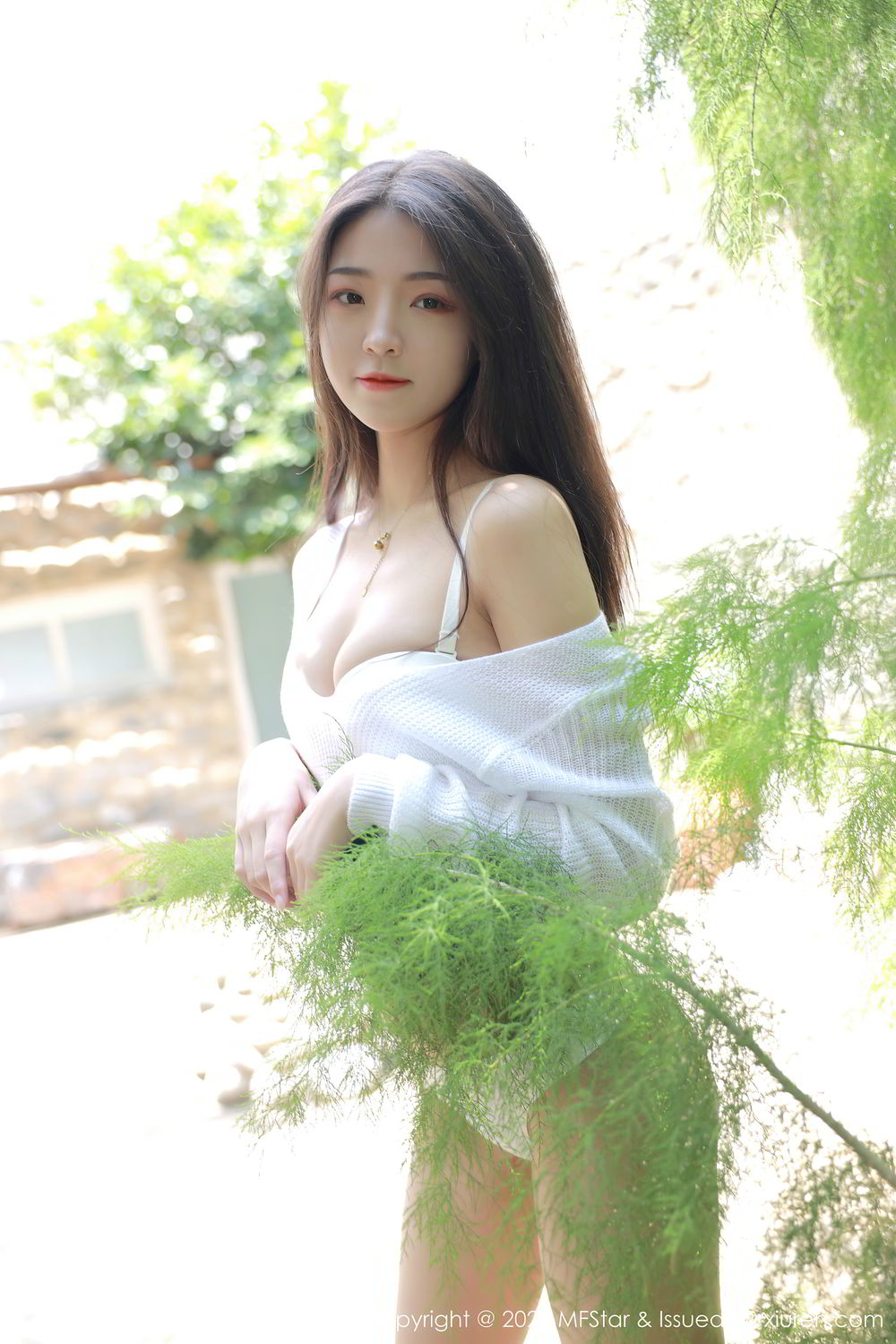 [MFStar]高清写真图 2020.06.28 VOL.334 Laura苏雨彤