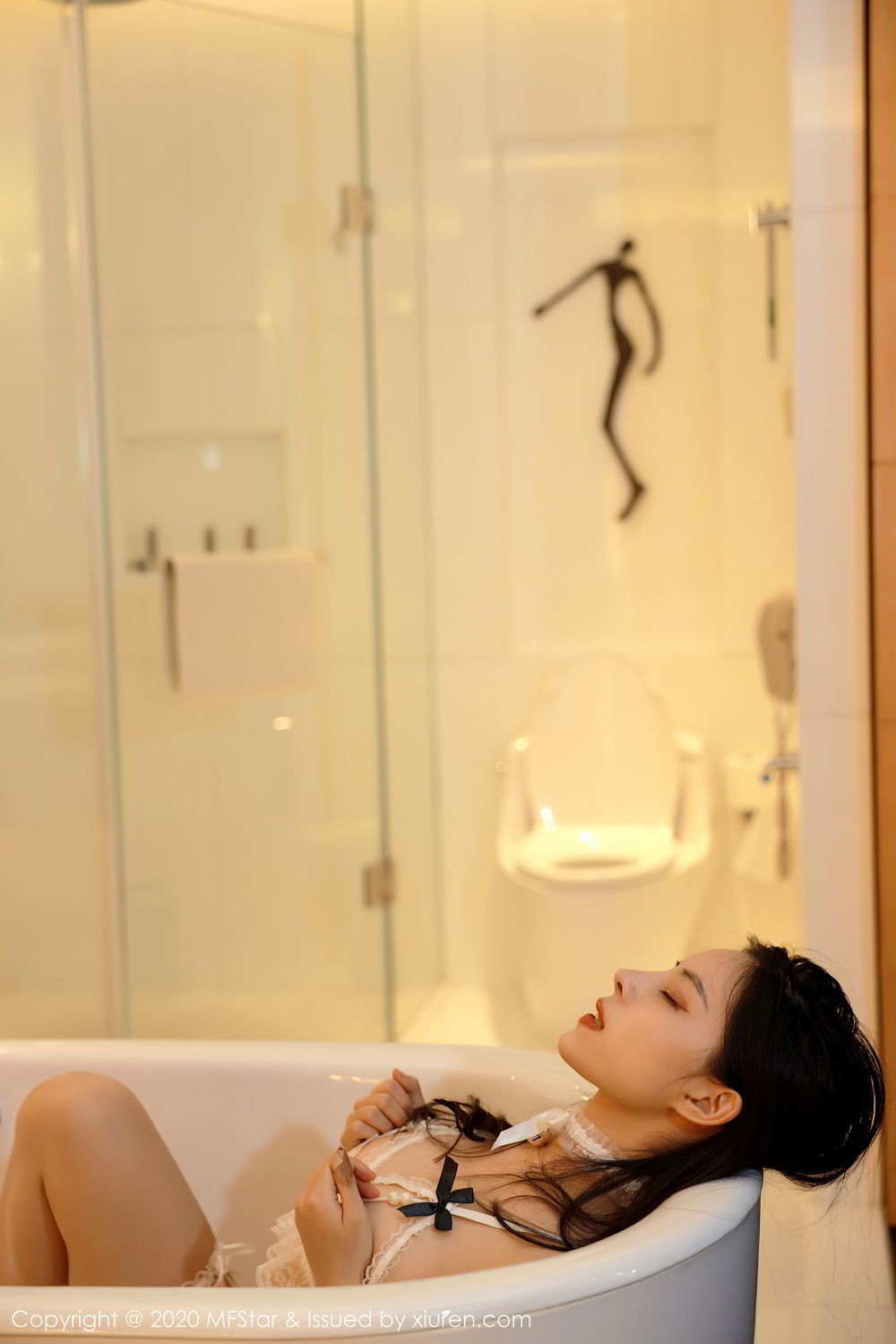 [MFStar]高清写真图 2020.07.09 VOL.343 riri617