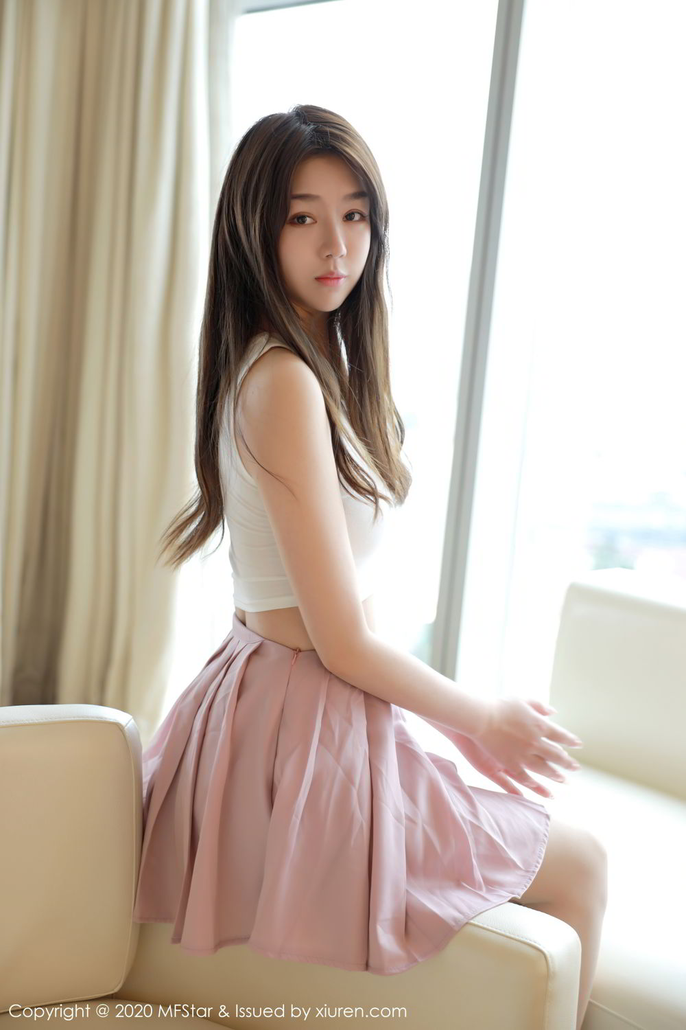 [MFStar]高清写真图 2020.09.10 VOL.384 梦梵