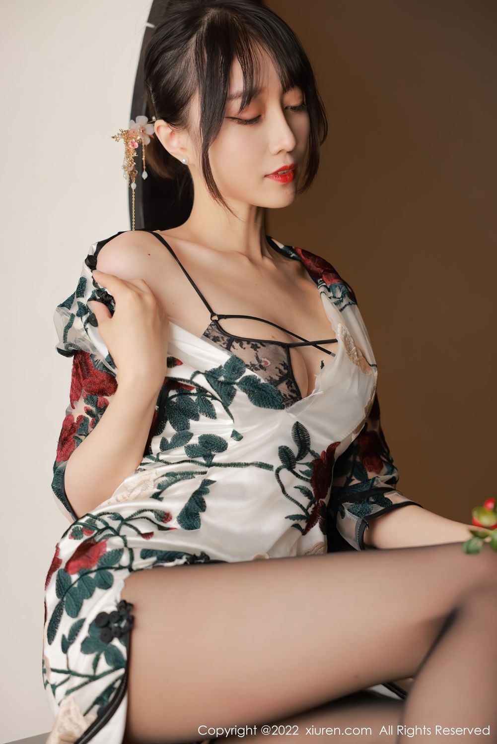 [XiuRen]高清写真图 2022.06.28 No.5199 玥儿玥er