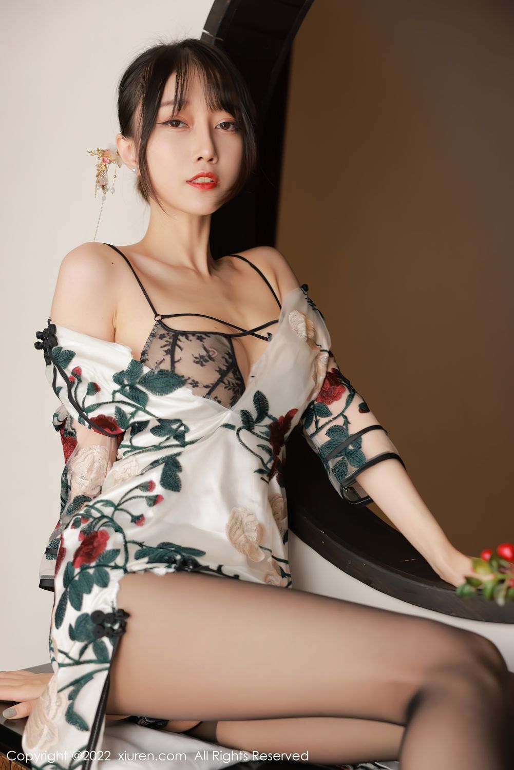 [XiuRen]高清写真图 2022.06.28 No.5199 玥儿玥er