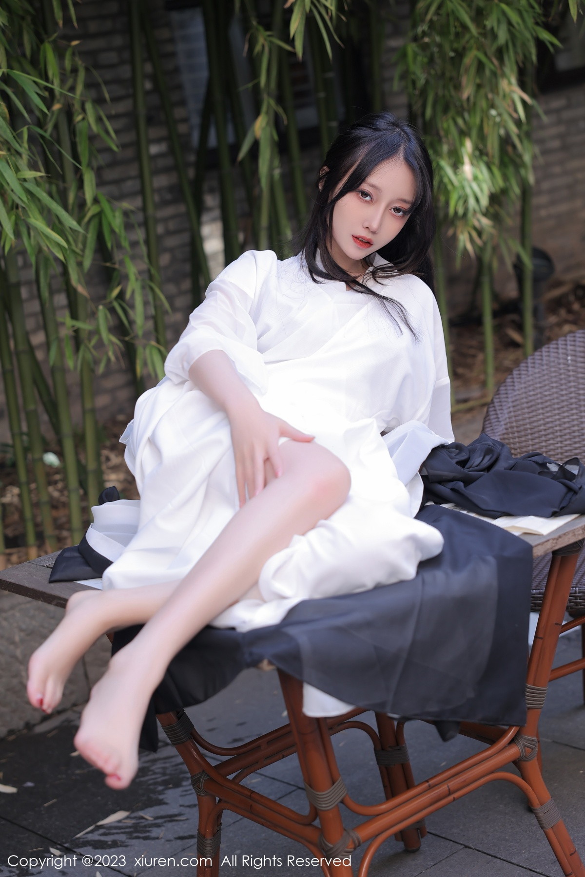 [XiuRen]高清写真图 2023.01.06 No.6094 玥儿玥er 古装美腿