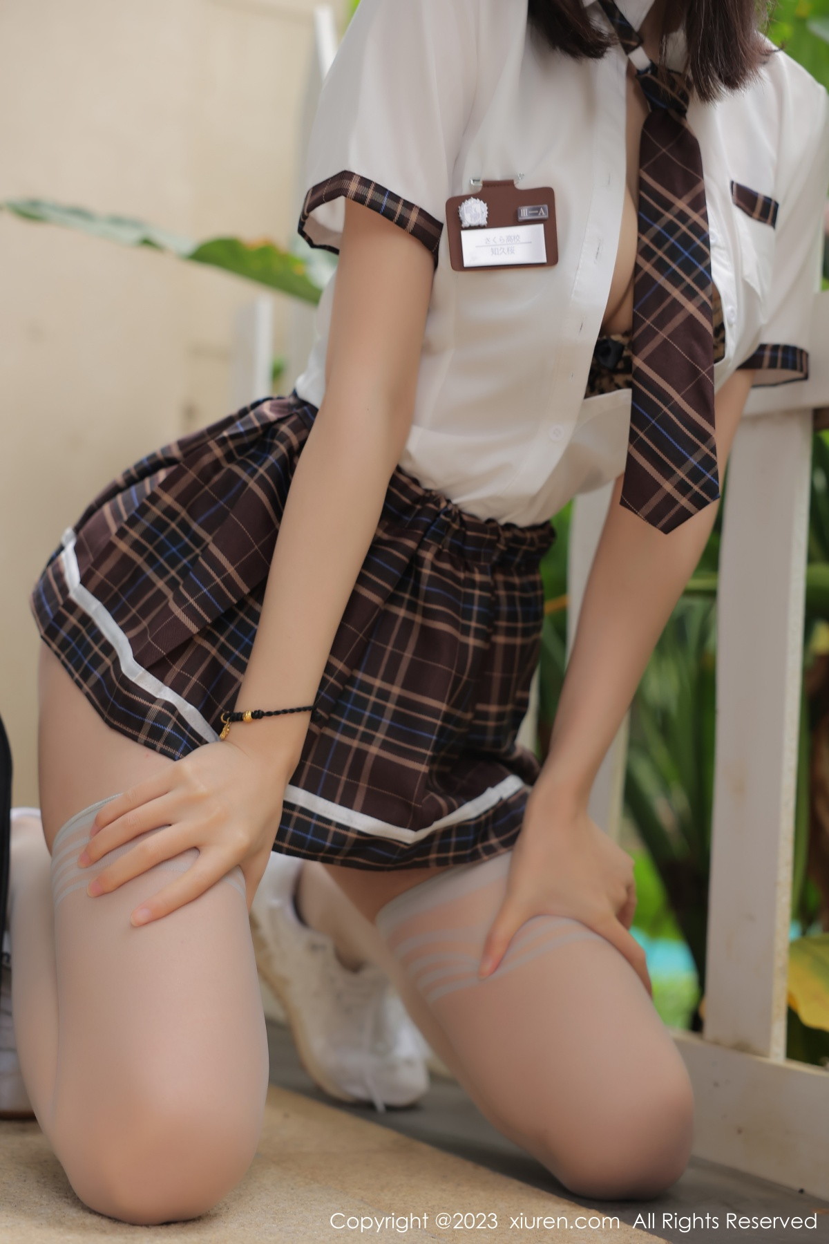 [XiuRen]高清写真图 2023.02.20 No.6292 玥儿玥er 短裙美腿