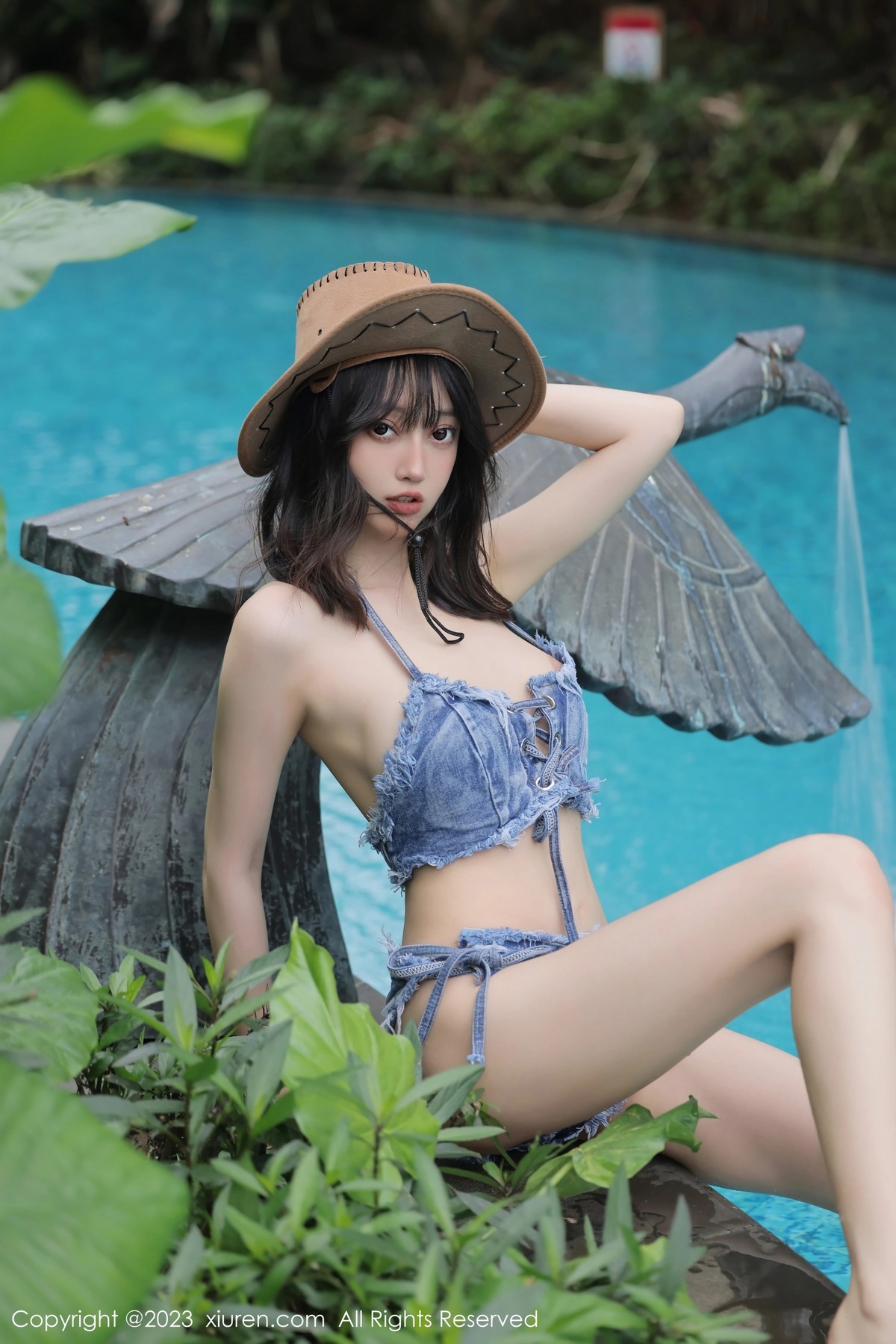[XiuRen]高清写真图 2023.03.31 No.6504 玥儿玥er 万宁旅拍