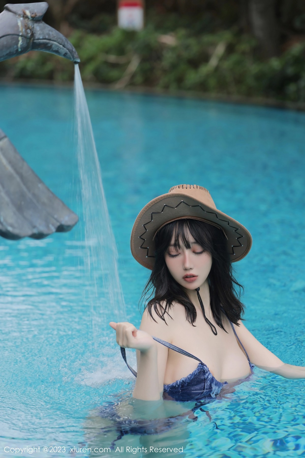 [XiuRen]高清写真图 2023.03.31 No.6504 玥儿玥er 万宁旅拍