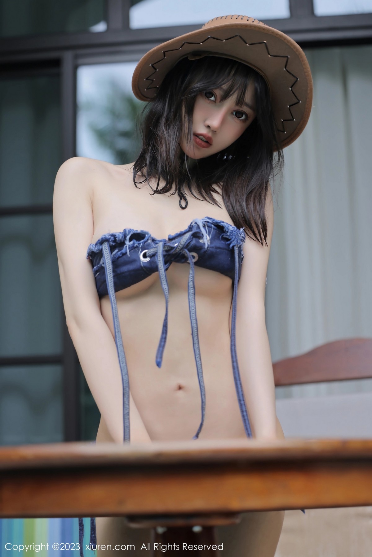 [XiuRen]高清写真图 2023.03.31 No.6504 玥儿玥er 万宁旅拍