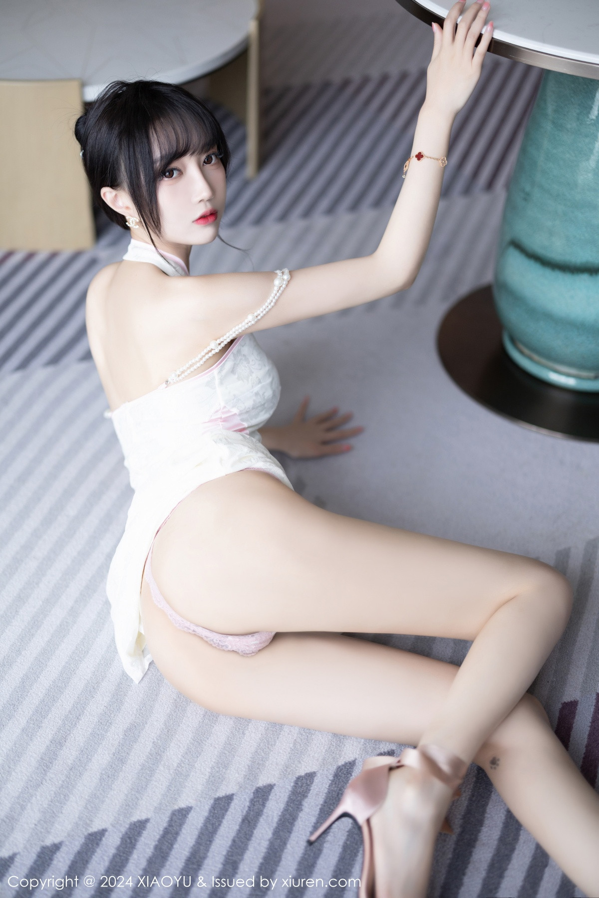 [XIAOYU]高清写真图 2024.01.17 VOL.1186 玥儿玥er 旗袍美腿