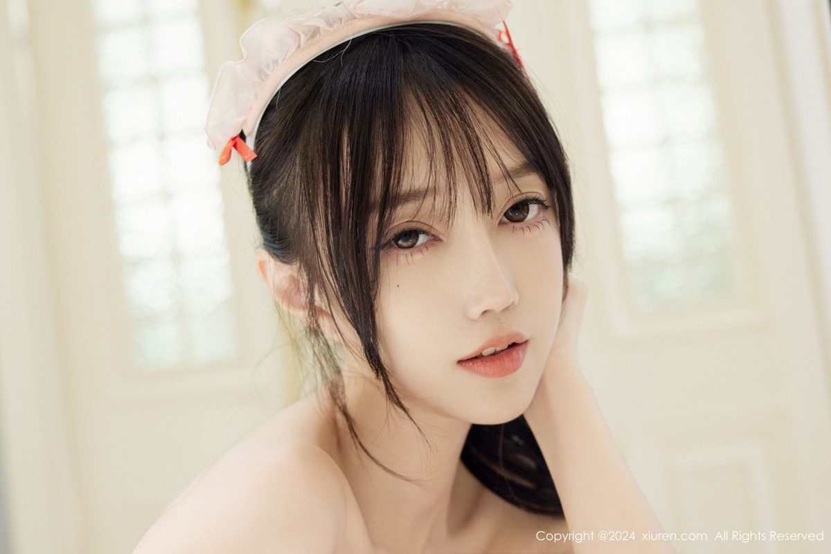 [XiuRen]高清写真图 2024.08.16 No.9027 玥儿玥er 丝袜美腿