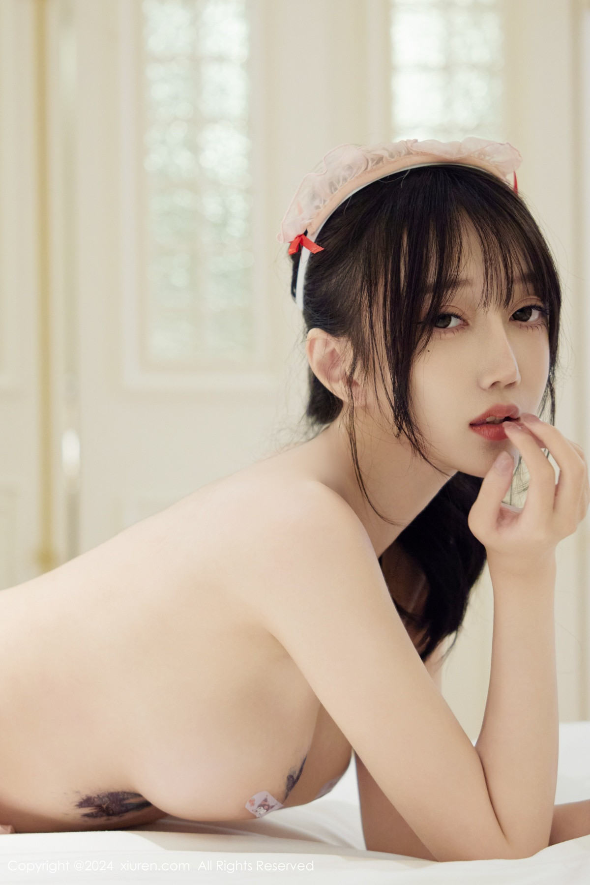 [XiuRen]高清写真图 2024.08.16 No.9027 玥儿玥er 丝袜美腿