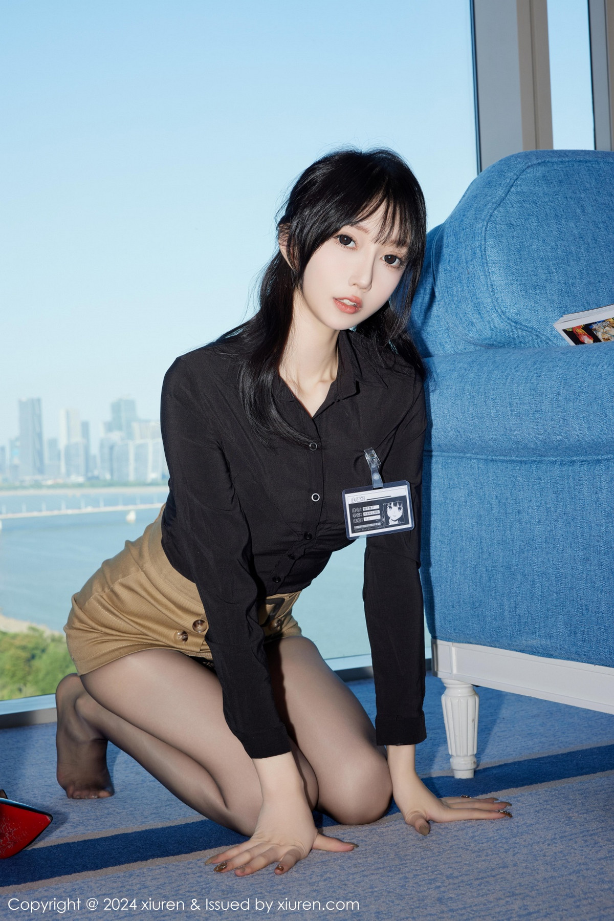 [XiuRen]高清写真图 2024.10.18 No.9309 玥儿玥er 短裙黑丝