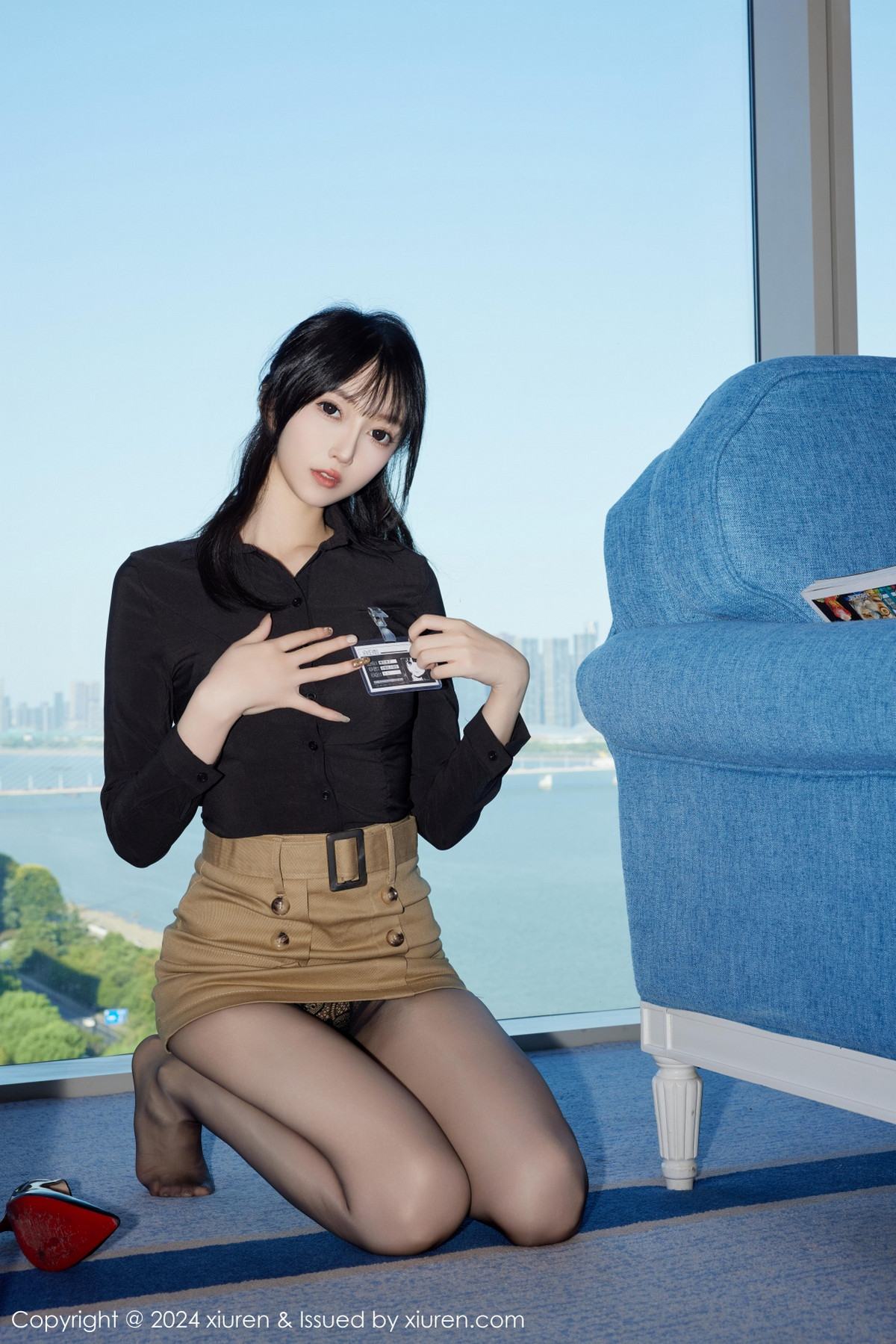 [XiuRen]高清写真图 2024.10.18 No.9309 玥儿玥er 短裙黑丝