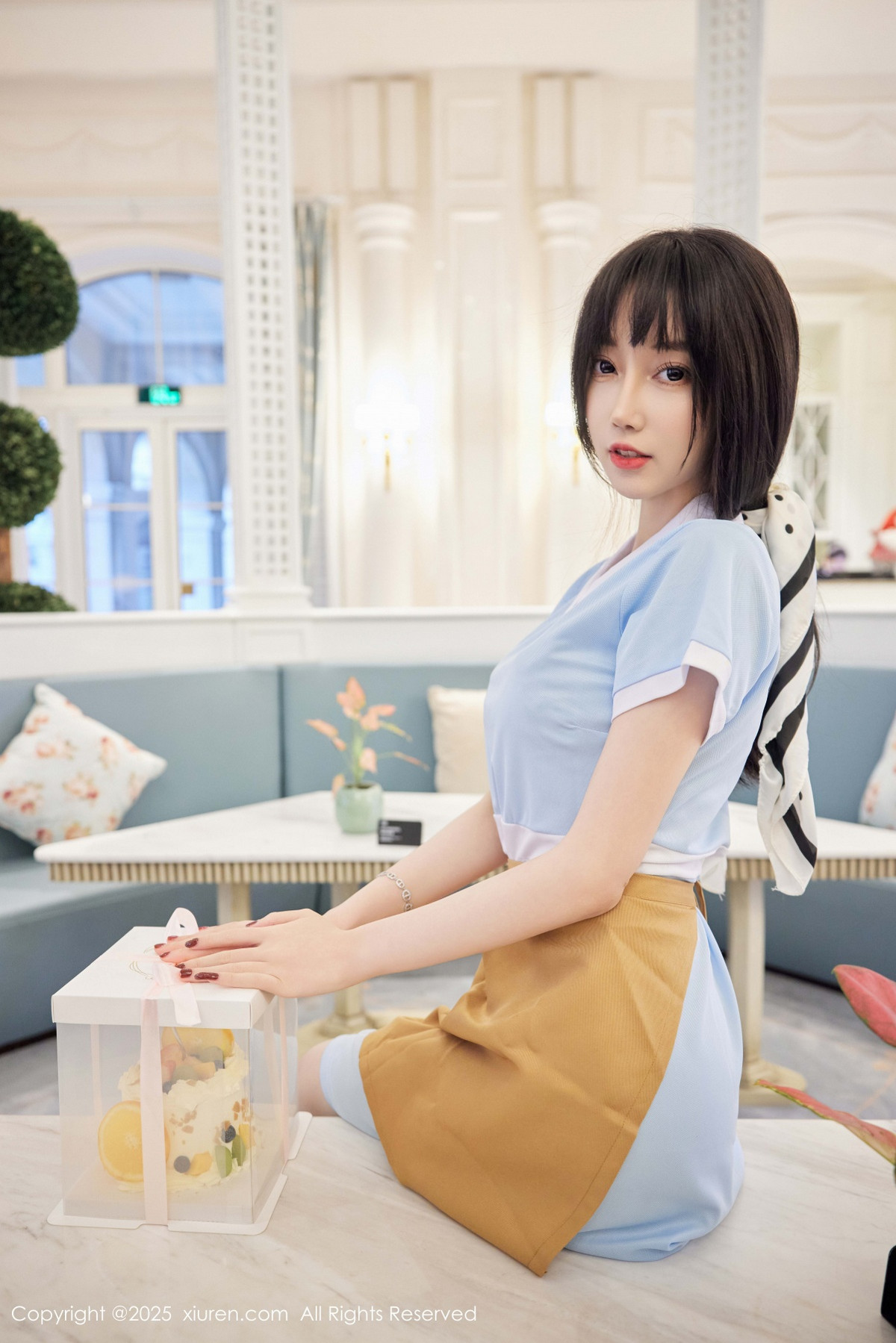 [XiuRen]高清写真图 2025.02.10 No.9864 玥儿玥er 丝袜美腿